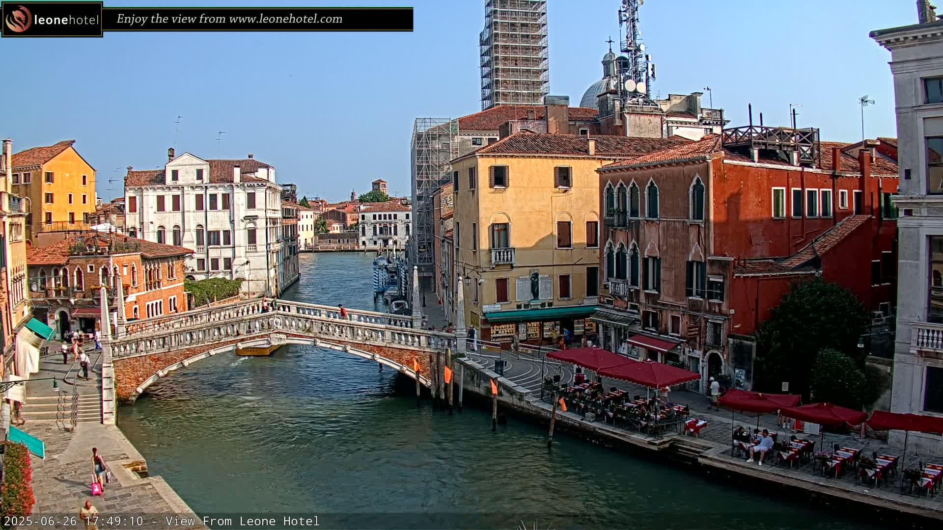 Venice, Canal of Cannaregio , Ponte delle Guglie Bridge Live Cam - Venice, Veneto, Italy