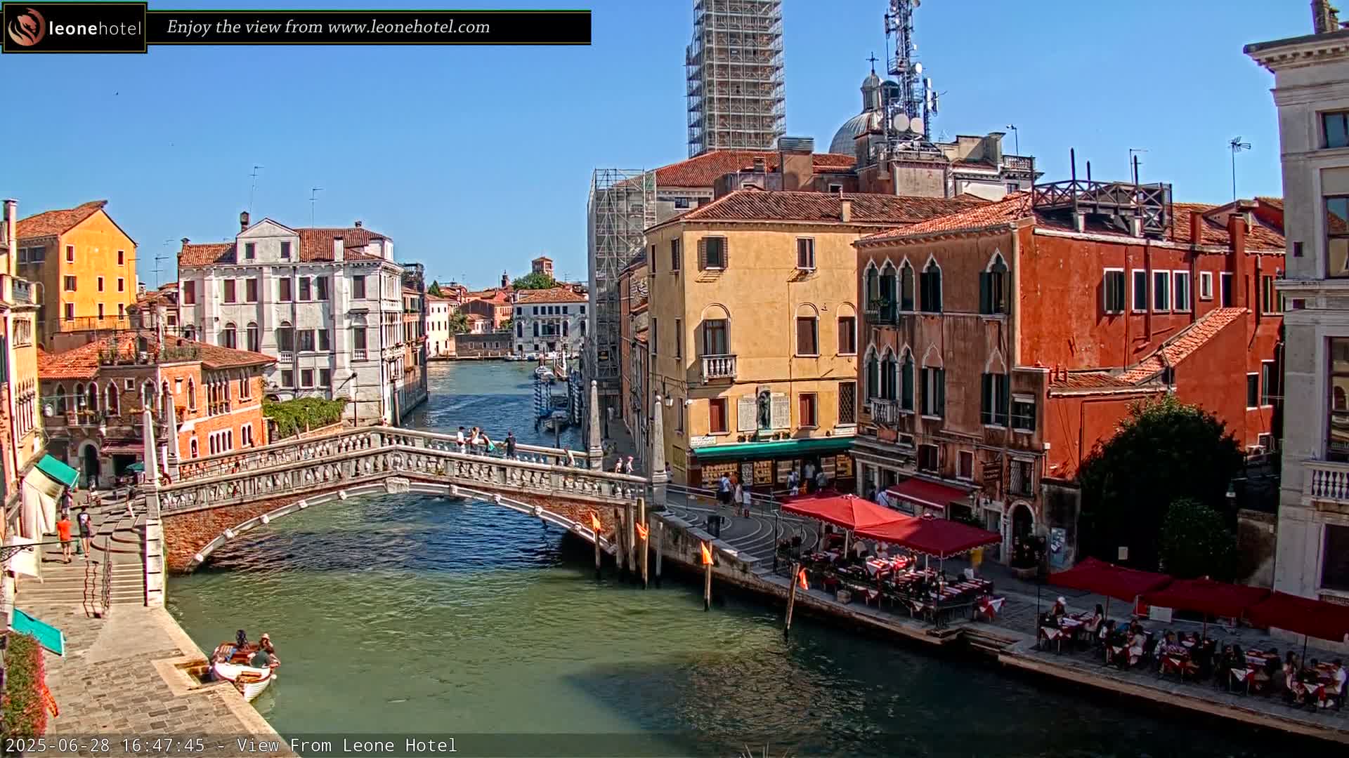 Venice, Canal of Cannaregio , Ponte delle Guglie Bridge Live Cam - Venice, Veneto, Italy