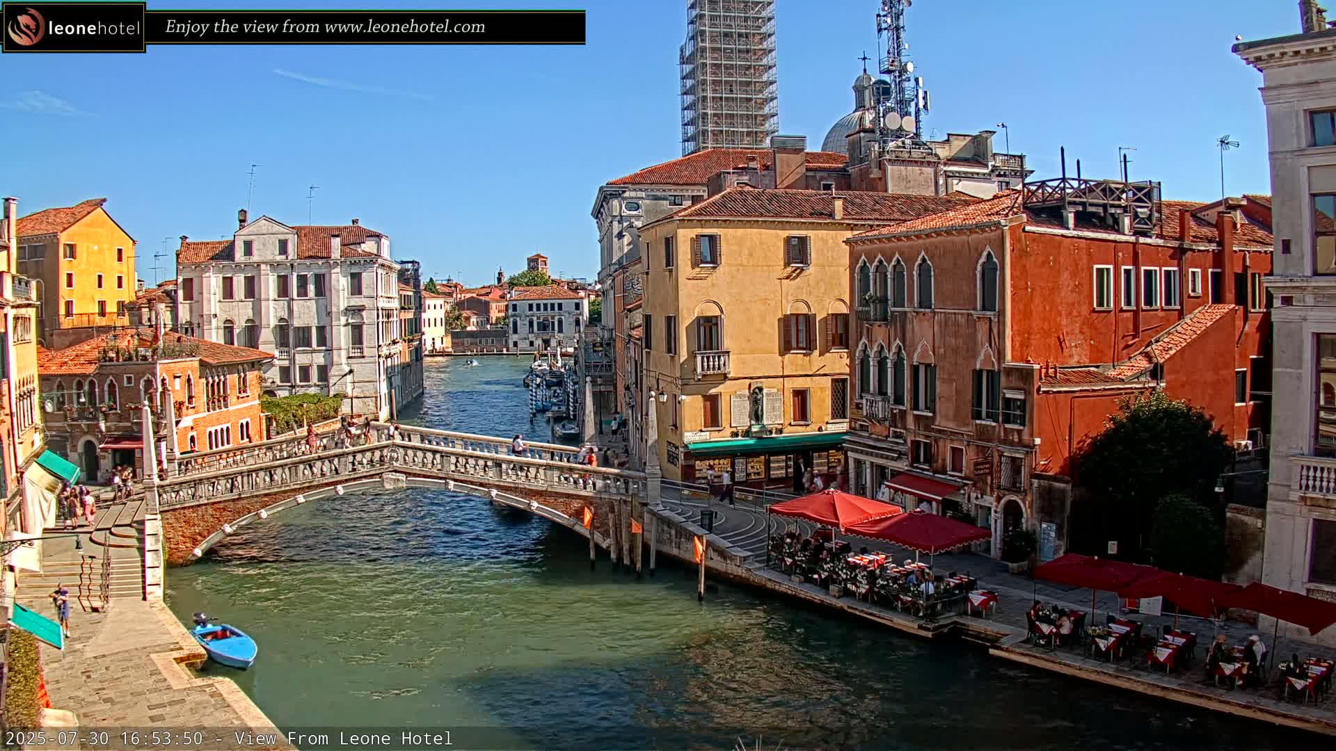 Venice, Canal of Cannaregio , Ponte delle Guglie Bridge Live Cam - Venice, Veneto, Italy