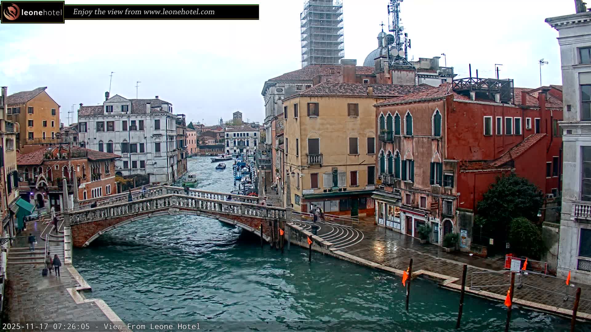 Venice, Canal of Cannaregio , Ponte delle Guglie Bridge Live Cam - Venice, Veneto, Italy
