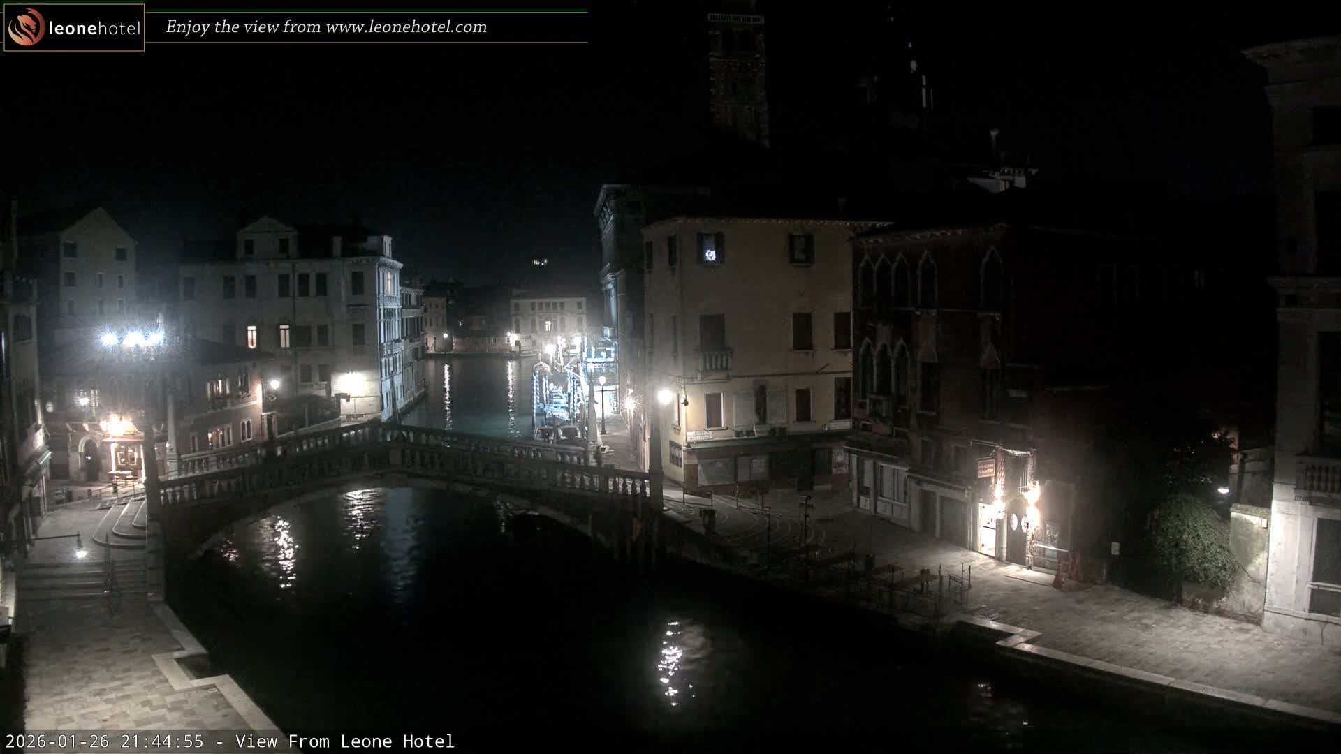 Venice, Canal of Cannaregio , Ponte delle Guglie Bridge Live Cam - Venice, Veneto, Italy