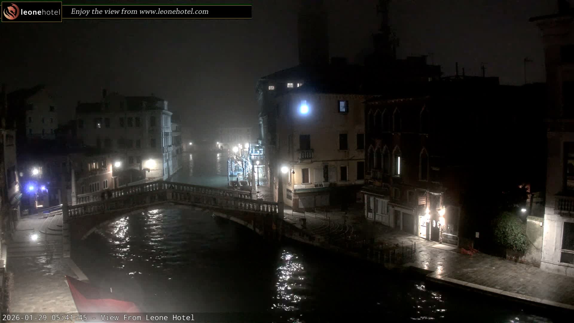 Venice, Canal of Cannaregio , Ponte delle Guglie Bridge Live Cam - Venice, Veneto, Italy