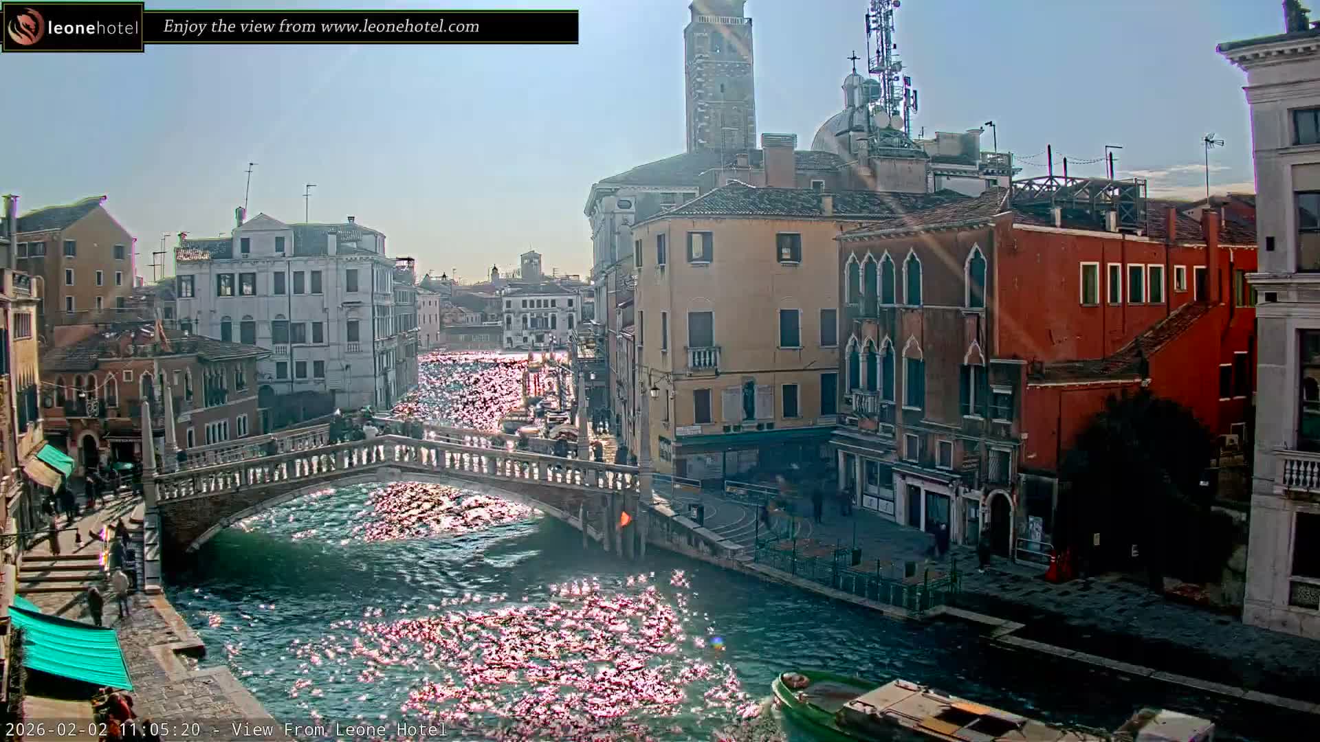 Venice, Canal of Cannaregio , Ponte delle Guglie Bridge Live Cam - Venice, Veneto, Italy