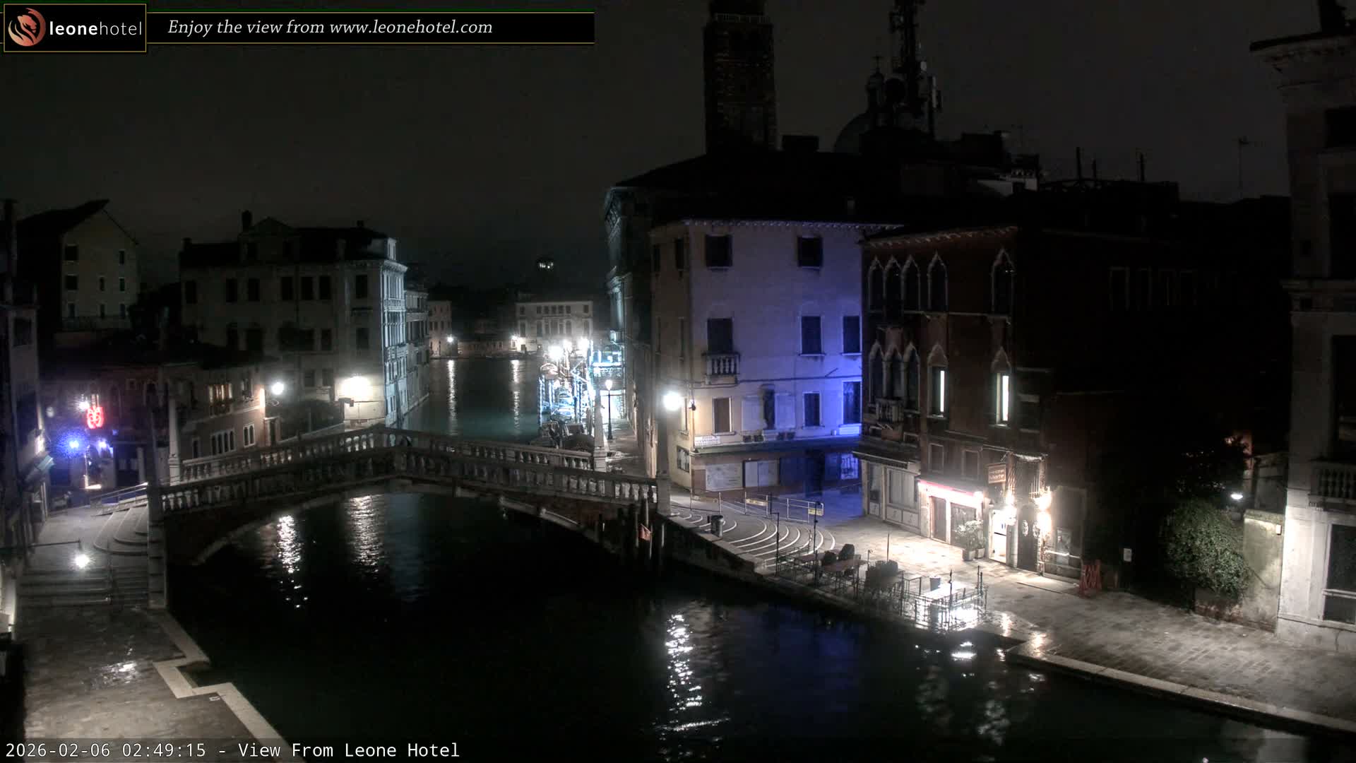 Venice, Canal of Cannaregio , Ponte delle Guglie Bridge Live Cam - Venice, Veneto, Italy