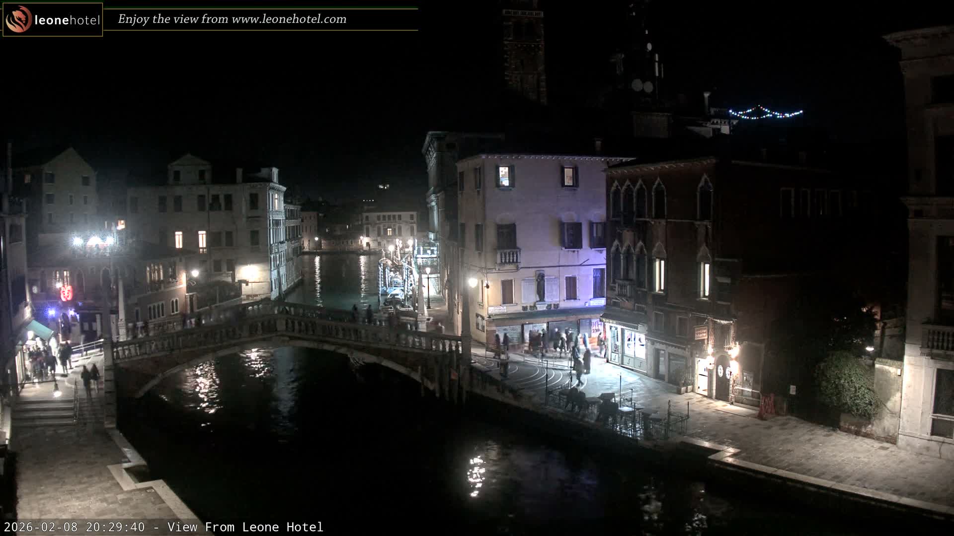 Venice, Canal of Cannaregio , Ponte delle Guglie Bridge Live Cam - Venice, Veneto, Italy