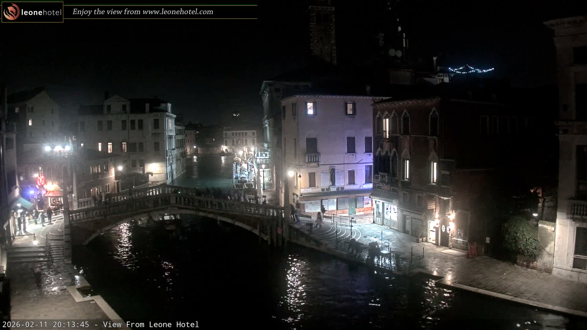 Venice, Canal of Cannaregio , Ponte delle Guglie Bridge Live Cam - Venice, Veneto, Italy