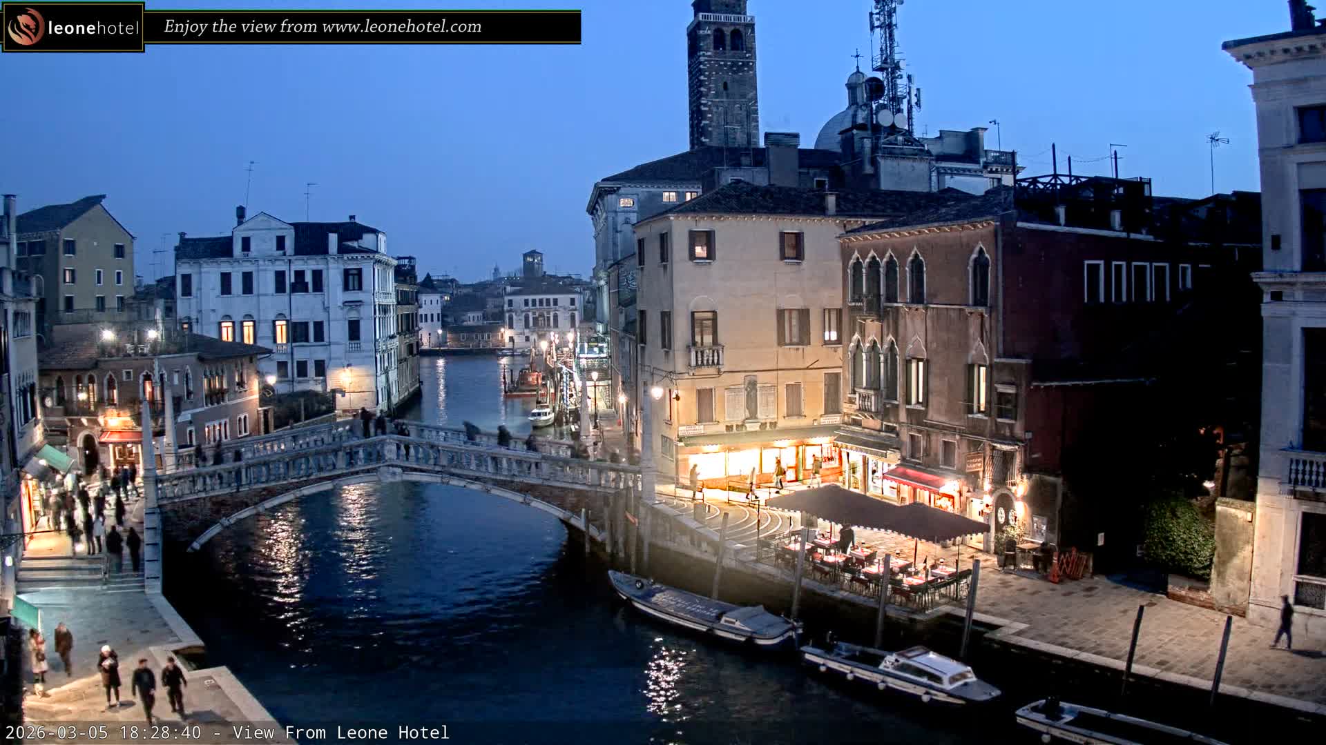 Venice, Canal of Cannaregio , Ponte delle Guglie Bridge Live Cam - Venice, Veneto, Italy
