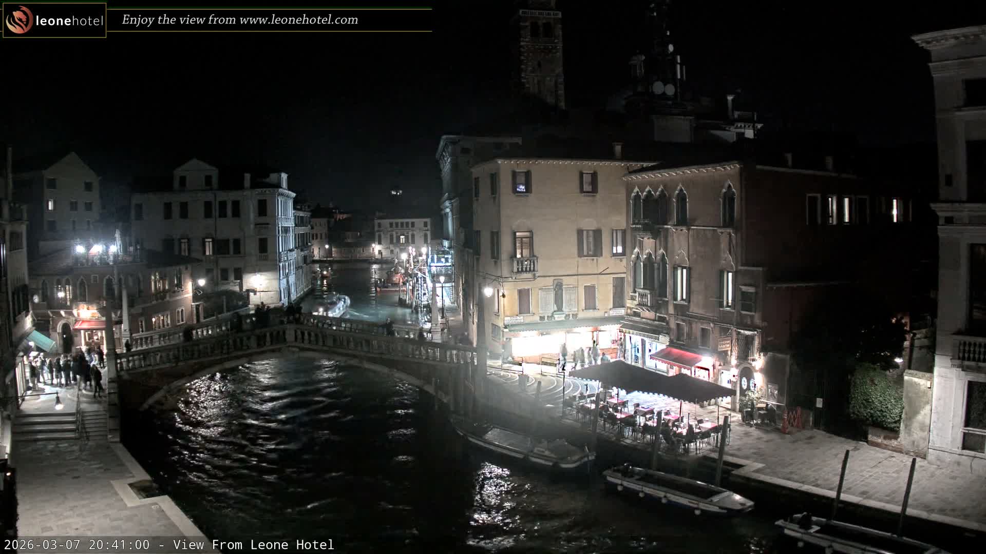 Venice, Canal of Cannaregio , Ponte delle Guglie Bridge Live Cam - Venice, Veneto, Italy