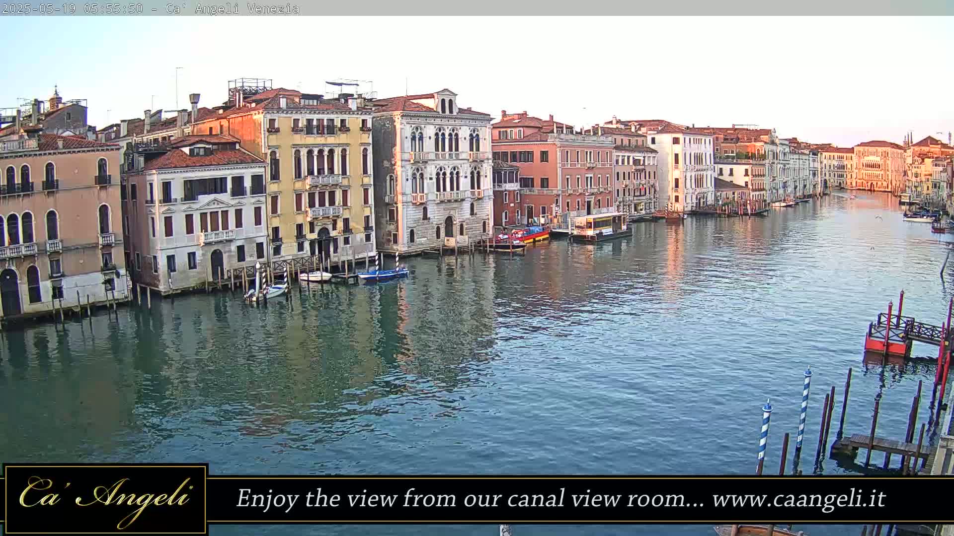 Grand Canal in Venezia Panaromic Live Cam - Venice, Veneto, Italy