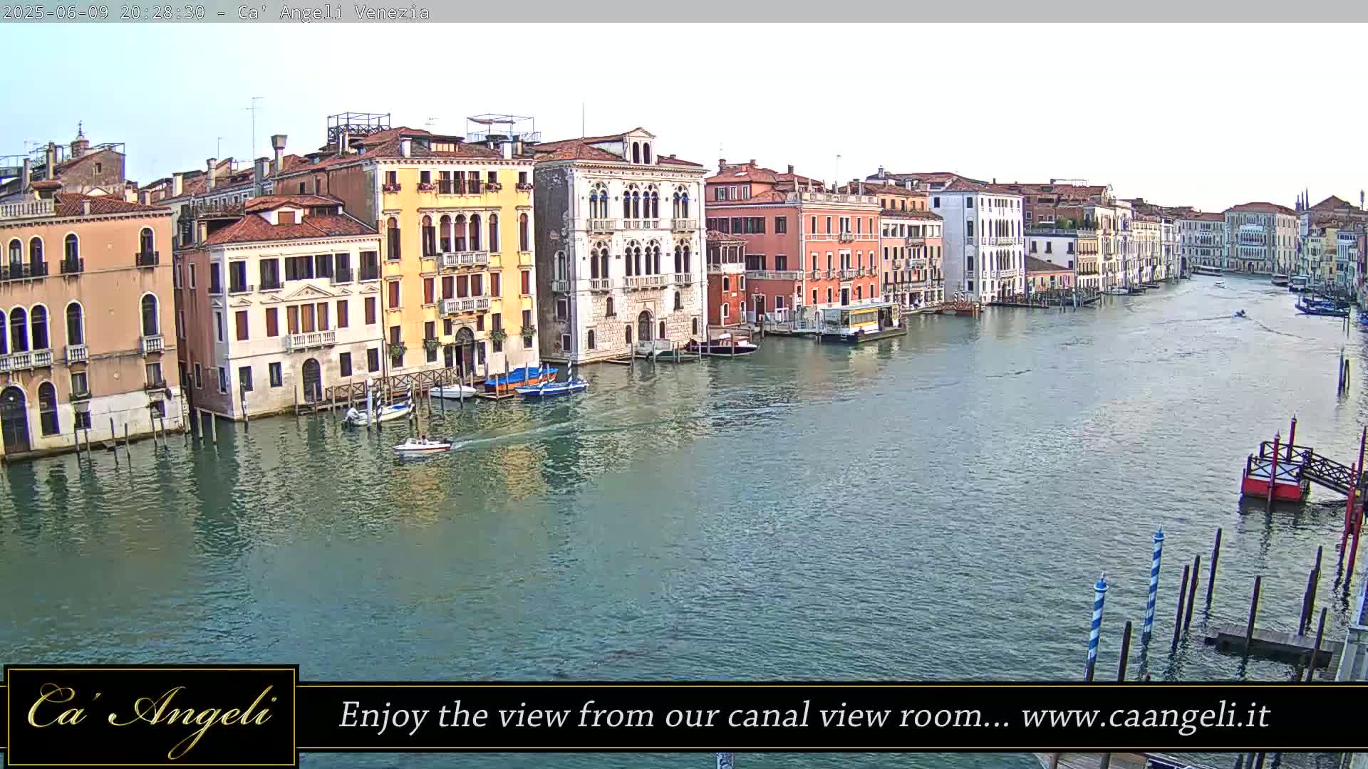 Grand Canal in Venezia Panaromic Live Cam - Venice, Veneto, Italy