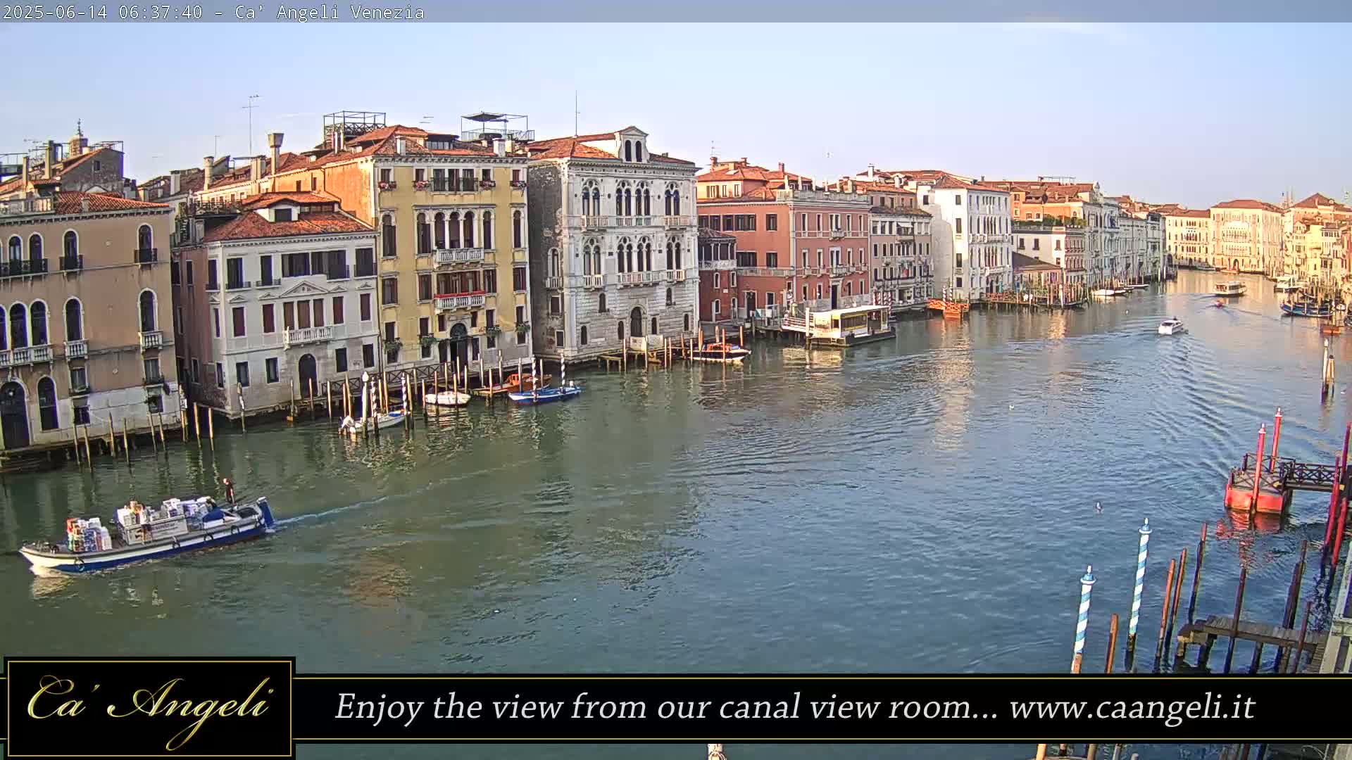 Grand Canal in Venezia Panaromic Live Cam - Venice, Veneto, Italy