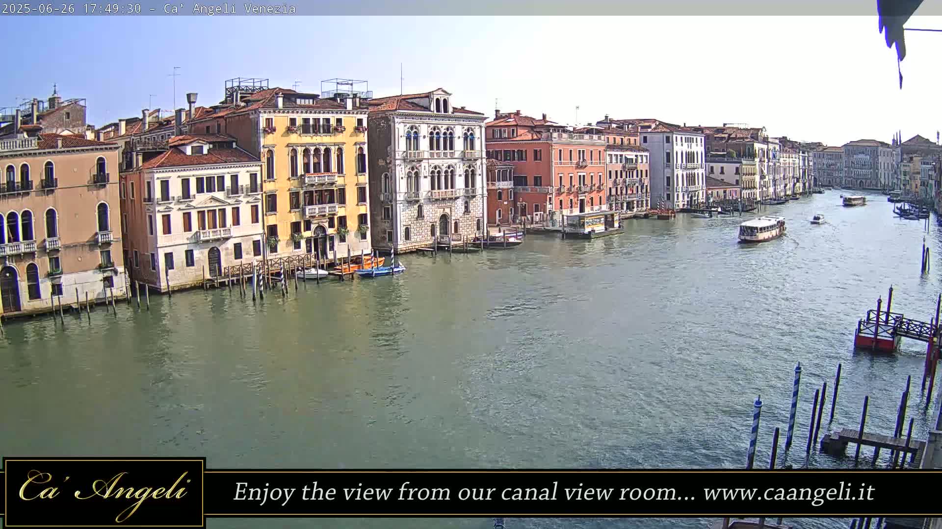 Grand Canal in Venezia Panaromic Live Cam - Venice, Veneto, Italy