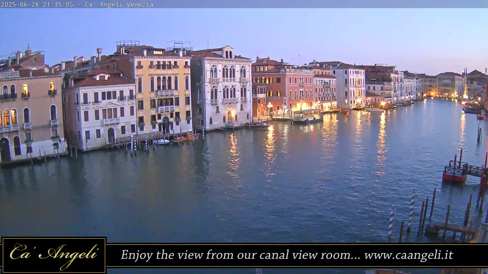 Grand Canal in Venezia Panaromic Live Cam - Venice, Veneto, Italy