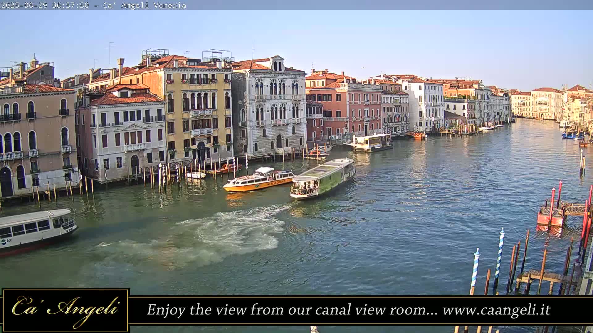 Grand Canal in Venezia Panaromic Live Cam - Venice, Veneto, Italy
