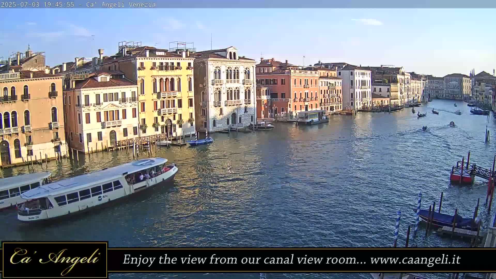 Grand Canal in Venezia Panaromic Live Cam - Venice, Veneto, Italy