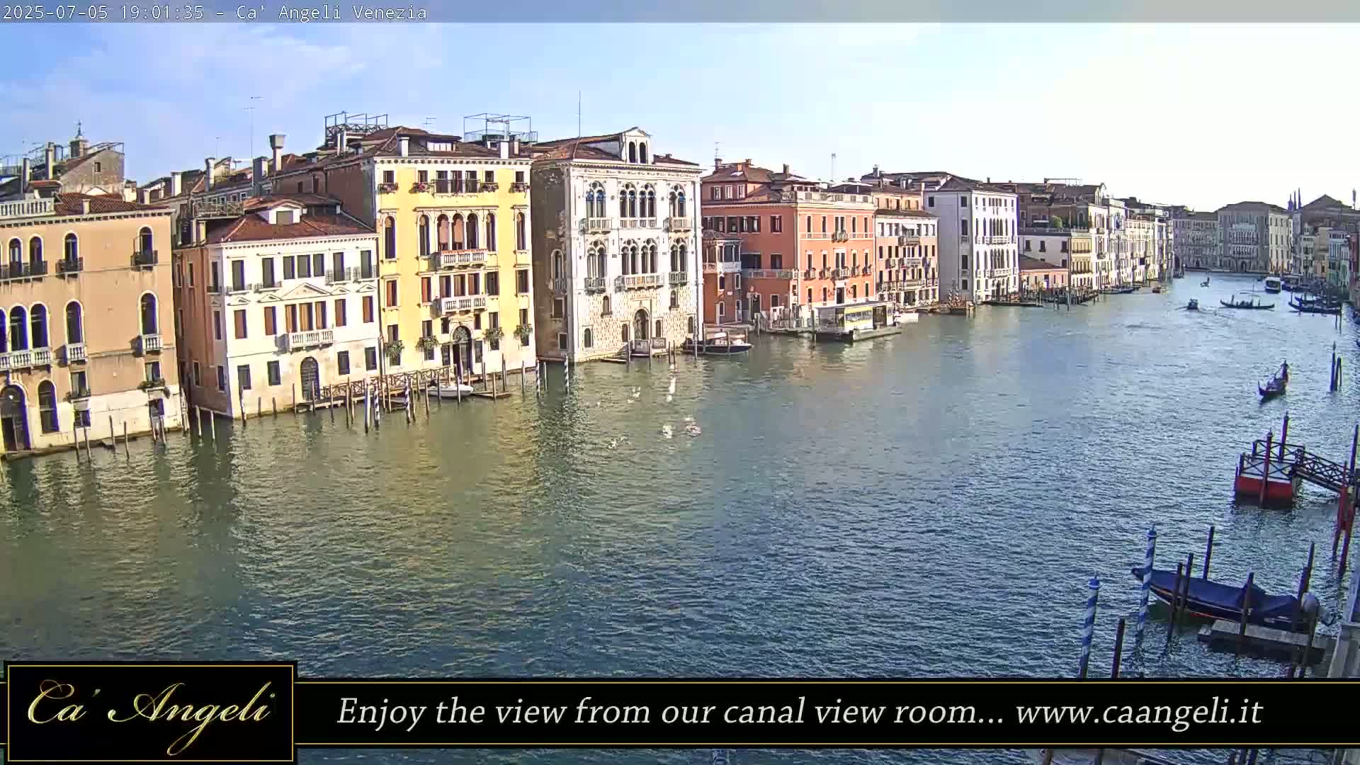 Grand Canal in Venezia Panaromic Live Cam - Venice, Veneto, Italy