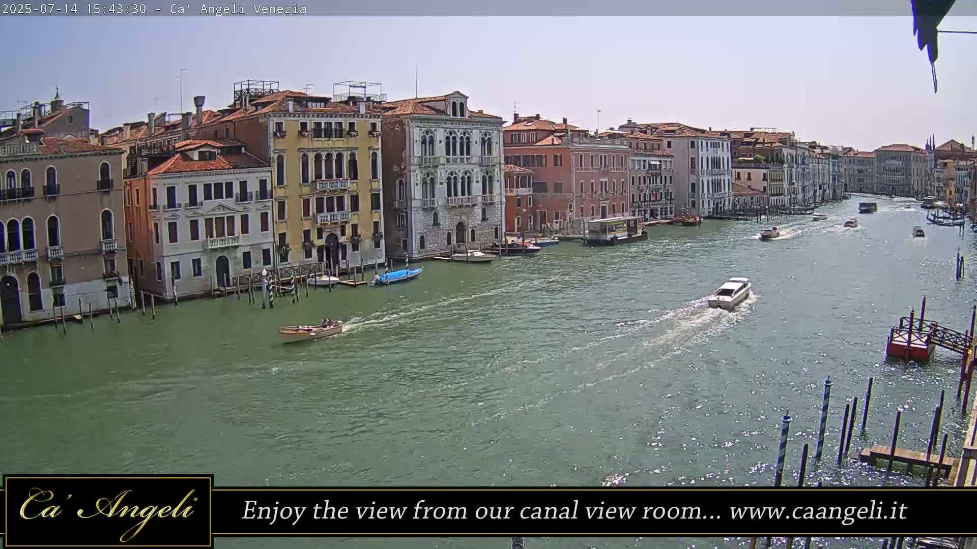 Grand Canal in Venezia Panaromic Live Cam - Venice, Veneto, Italy