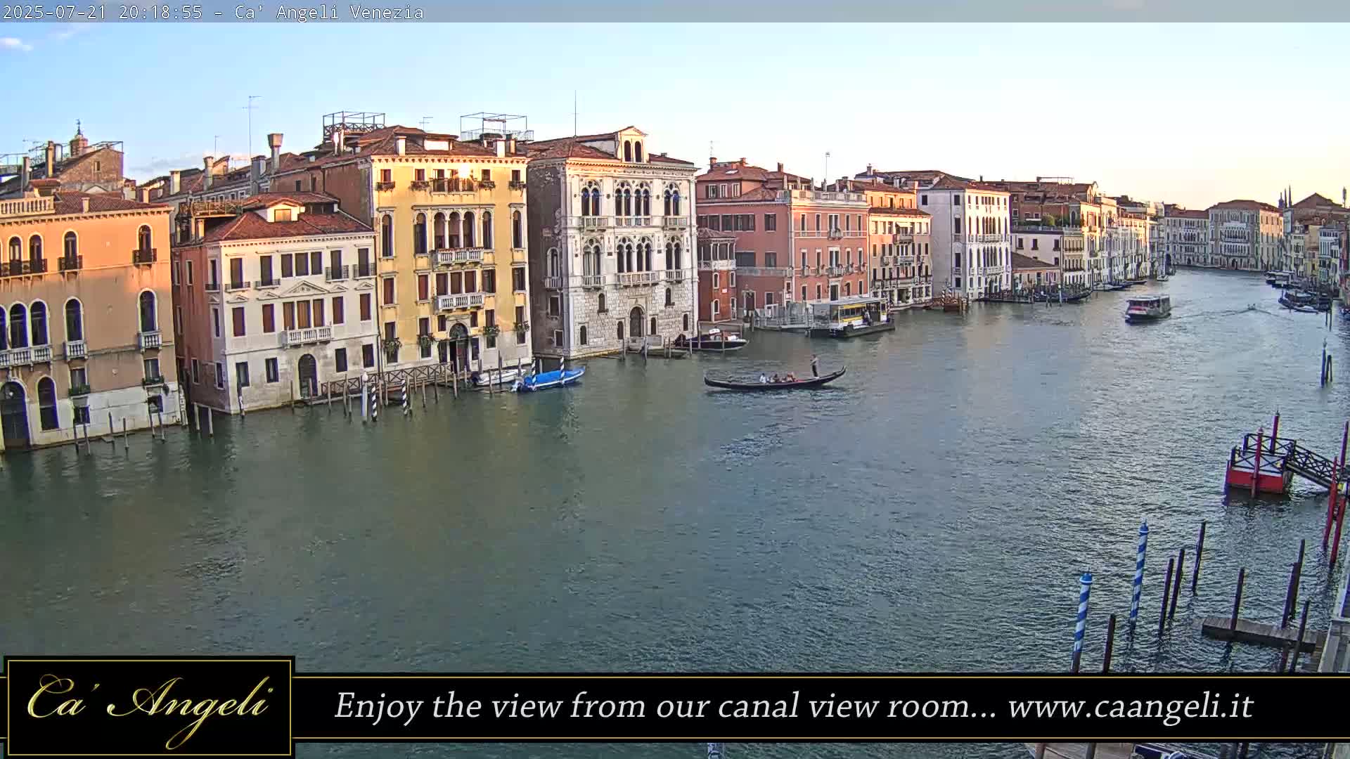 Grand Canal in Venezia Panaromic Live Cam - Venice, Veneto, Italy