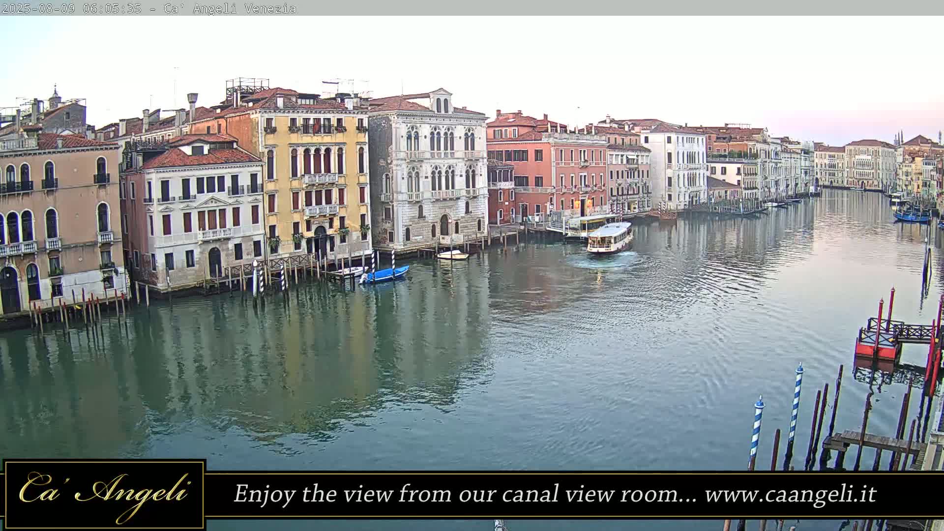 Grand Canal in Venezia Panaromic Live Cam - Venice, Veneto, Italy
