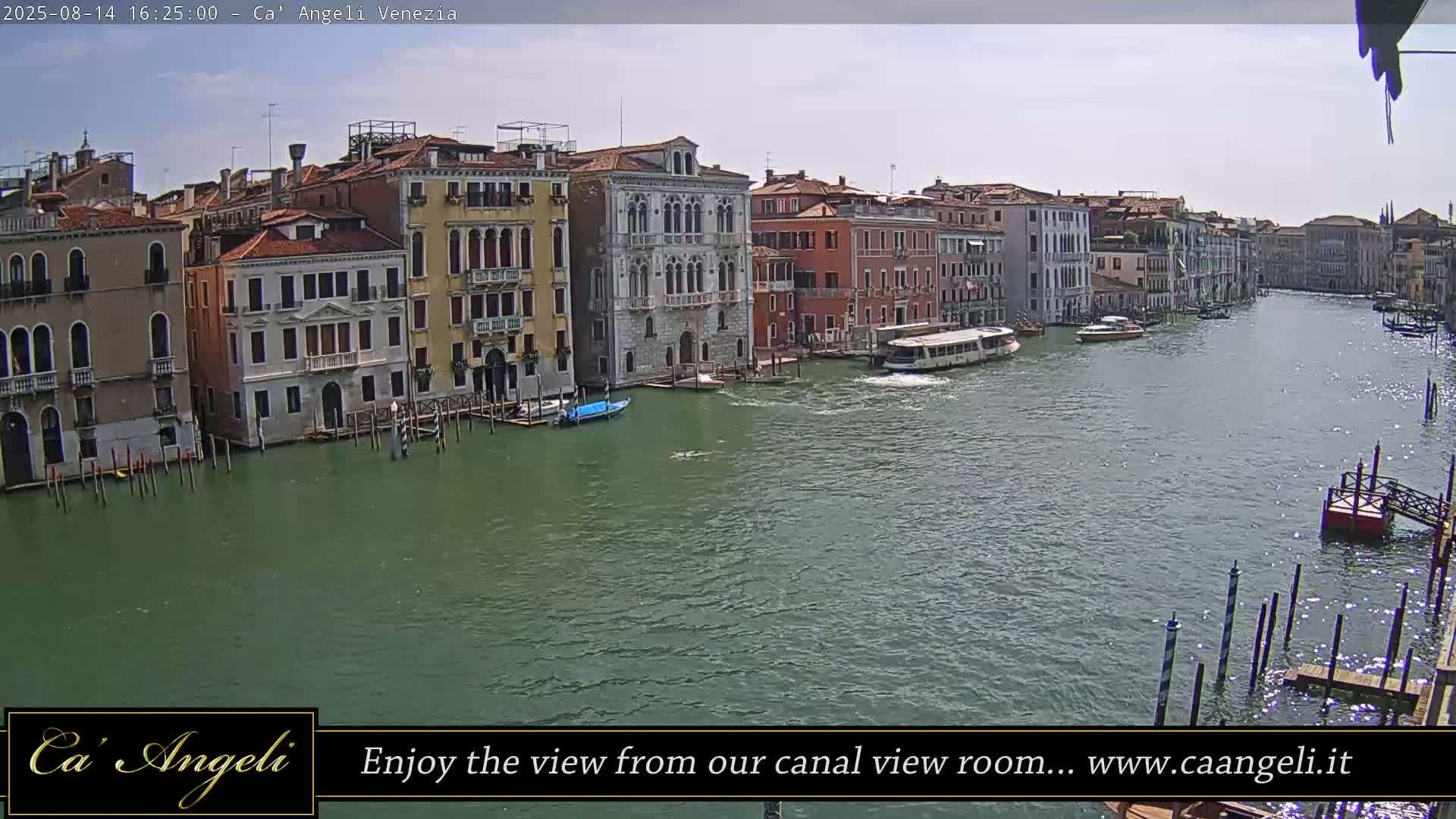Grand Canal in Venezia Panaromic Live Cam - Venice, Veneto, Italy