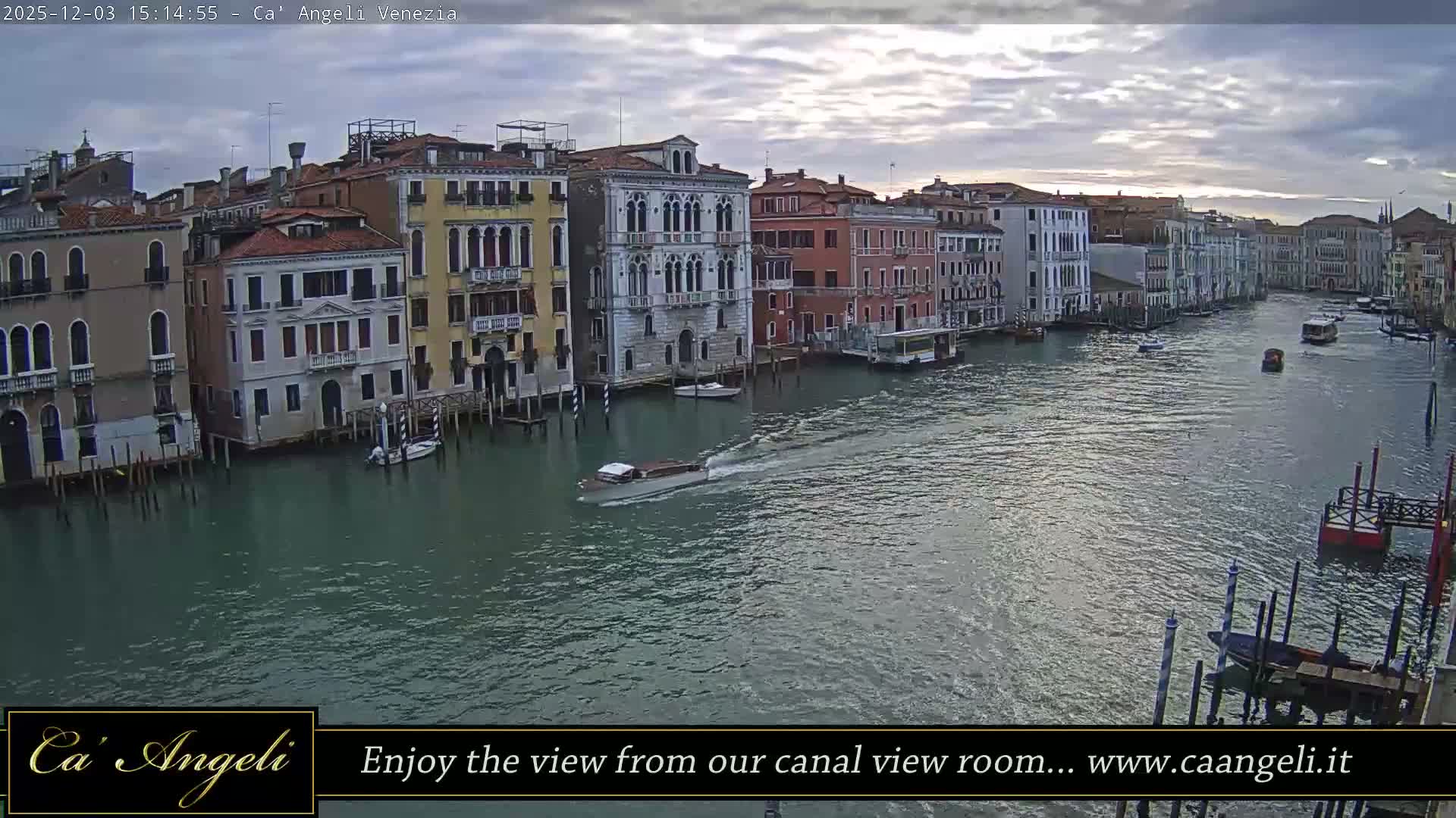 Grand Canal in Venezia Panaromic Live Cam - Venice, Veneto, Italy