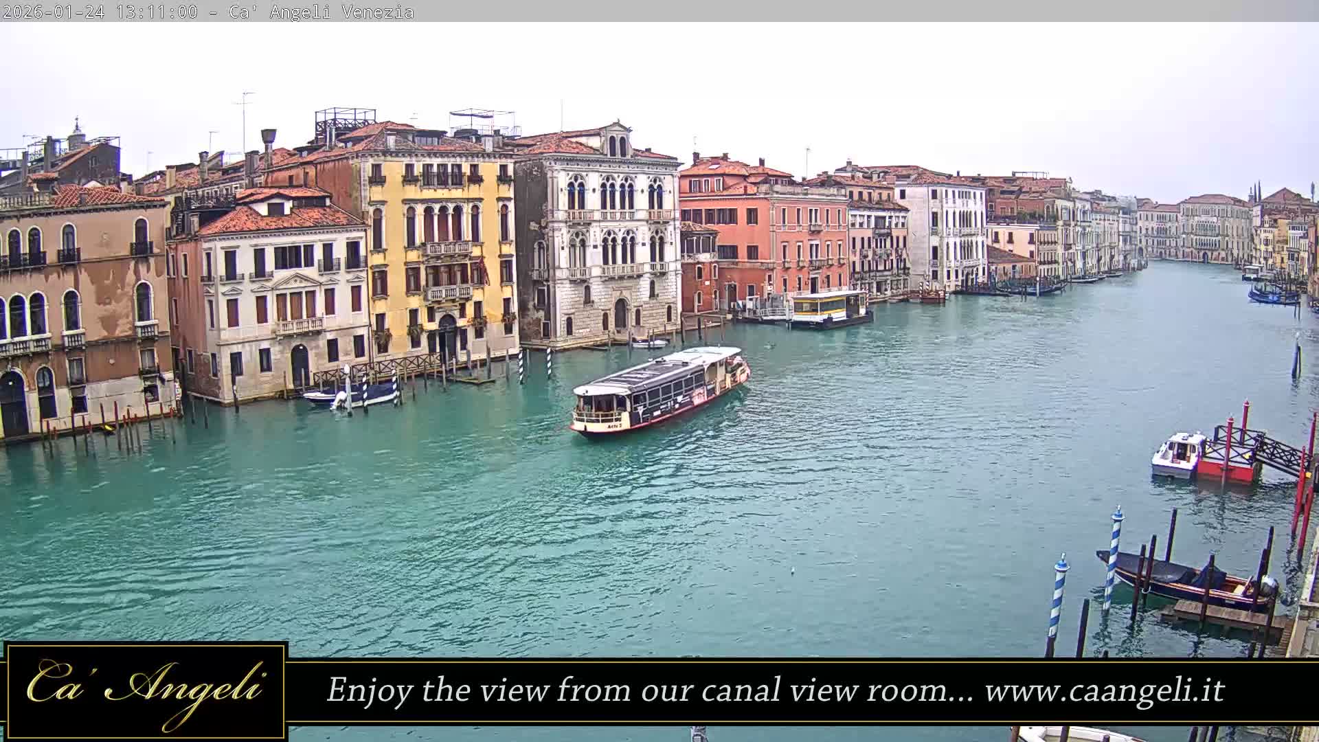 Grand Canal in Venezia Panaromic Live Cam - Venice, Veneto, Italy