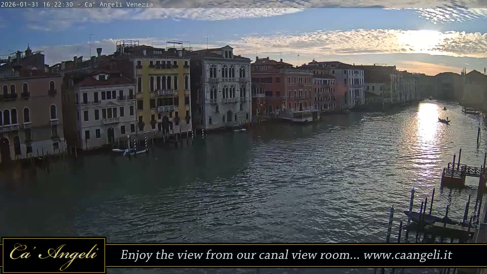 Grand Canal in Venezia Panaromic Live Cam - Venice, Veneto, Italy