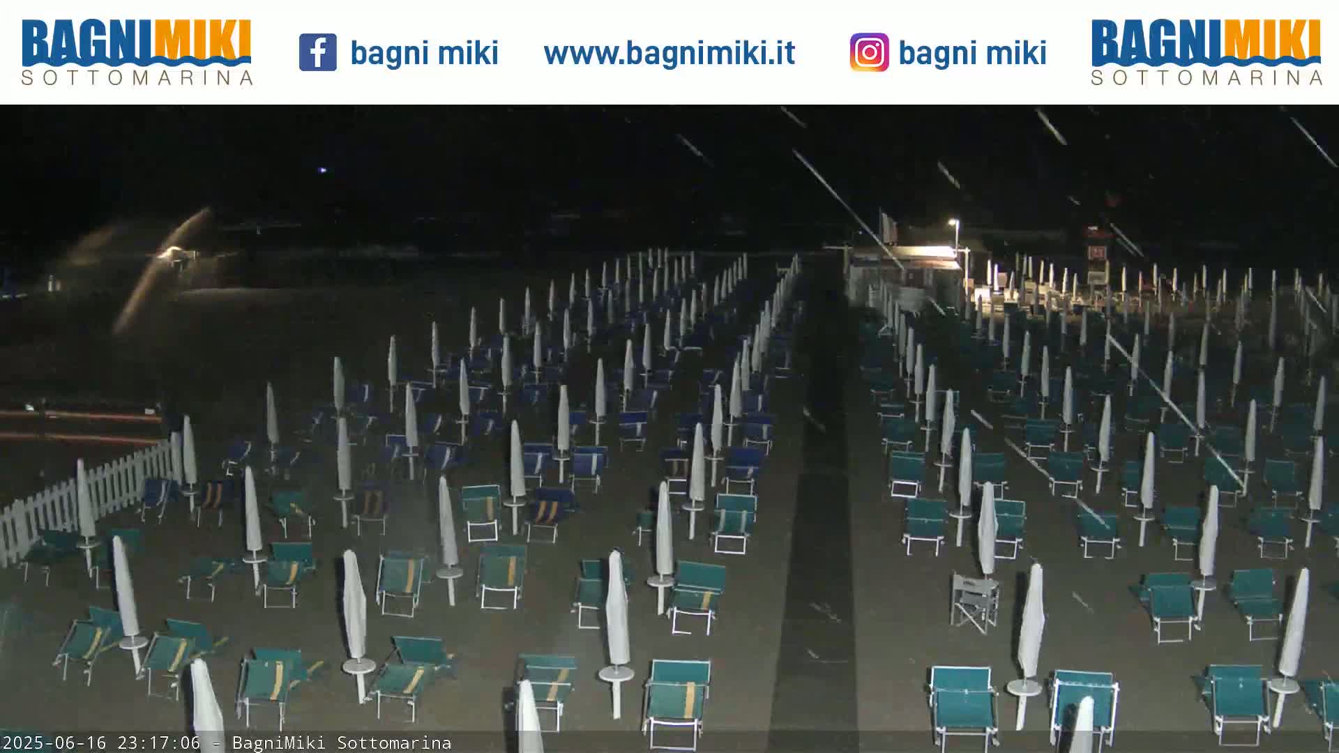 Venezia Sottomarina Miki Beach East View Live Cam - Venice, Veneto, Italy