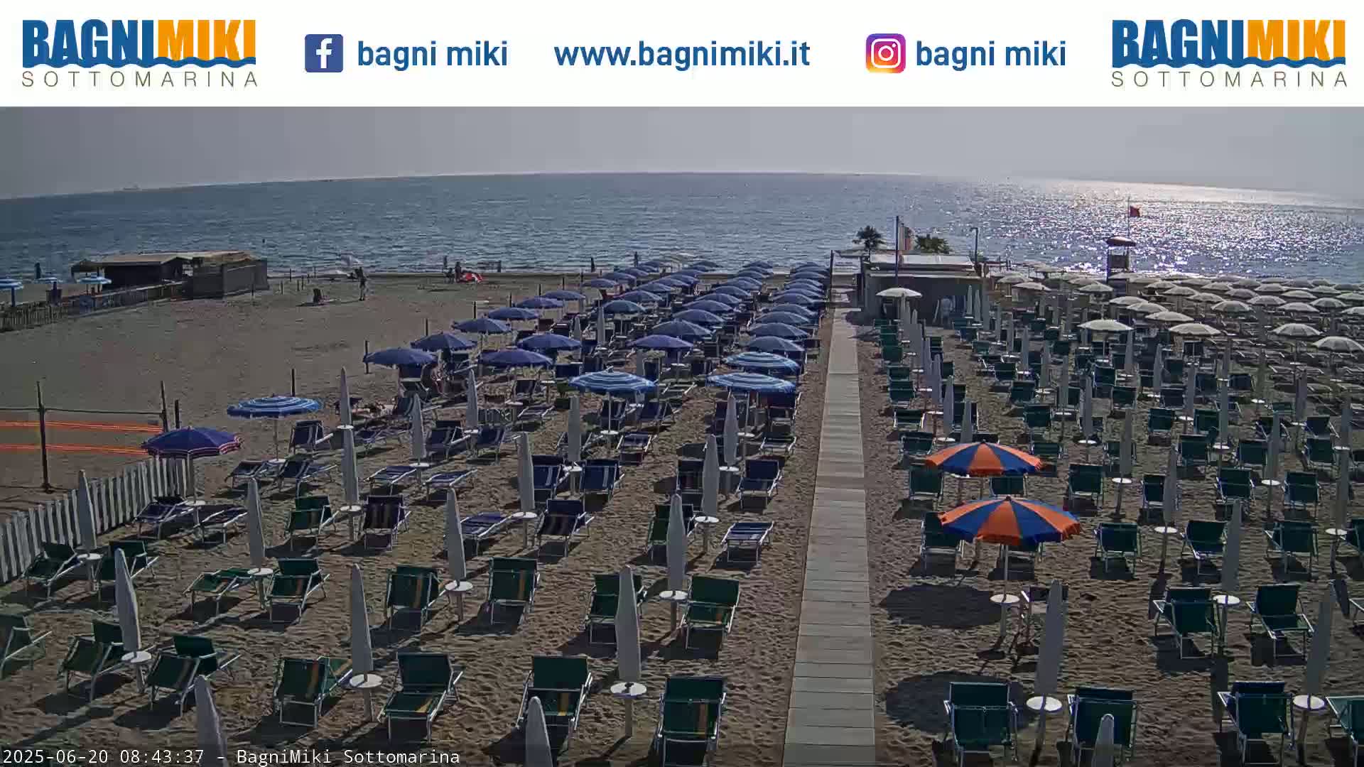 Venezia Sottomarina Miki Beach East View Live Cam - Venice, Veneto, Italy