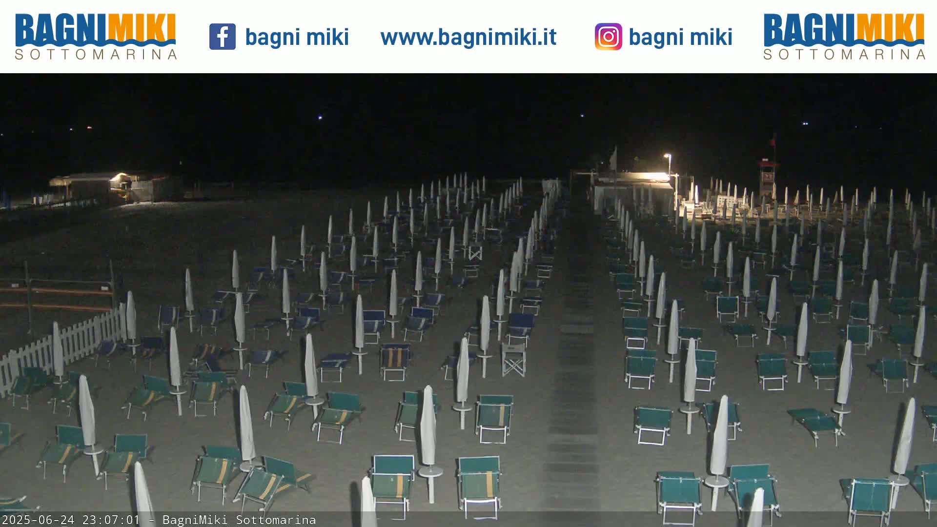 Venezia Sottomarina Miki Beach East View Live Cam - Venice, Veneto, Italy