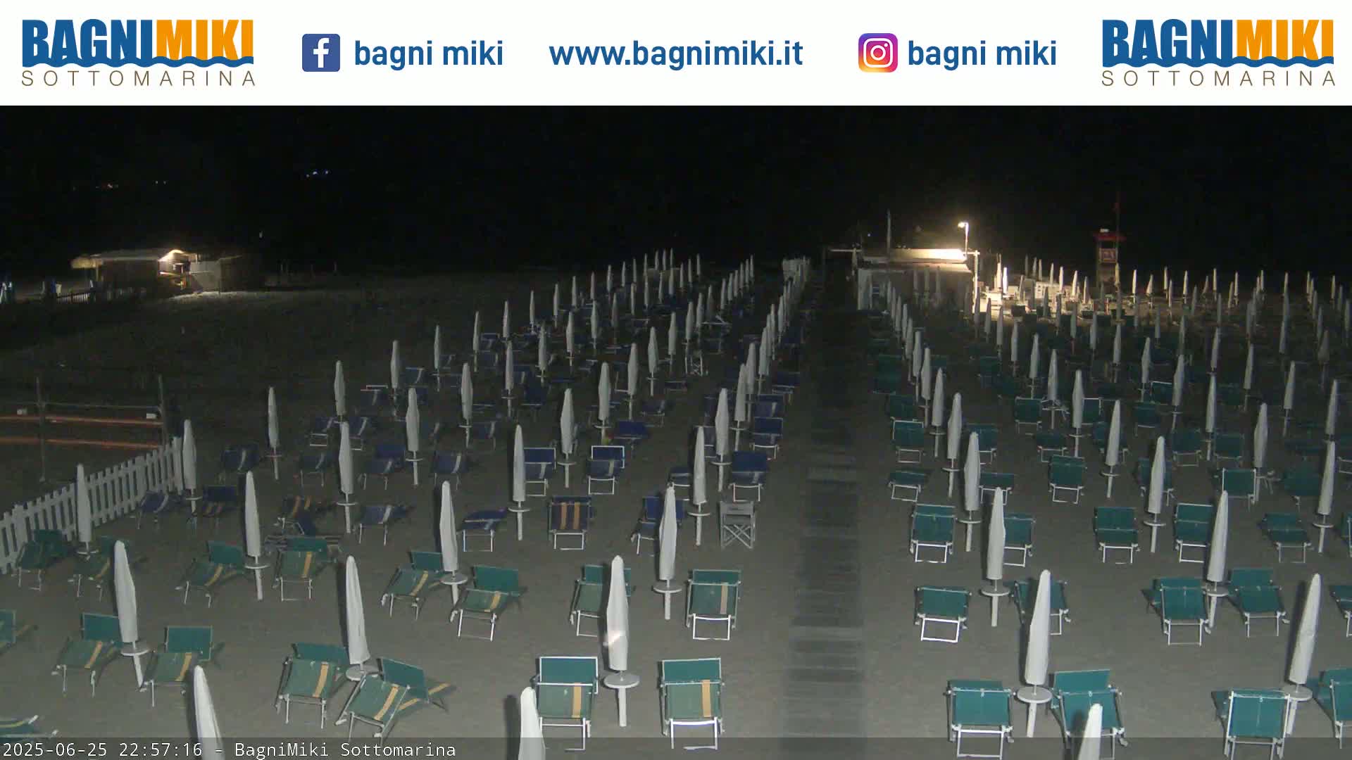 Venezia Sottomarina Miki Beach East View Live Cam - Venice, Veneto, Italy