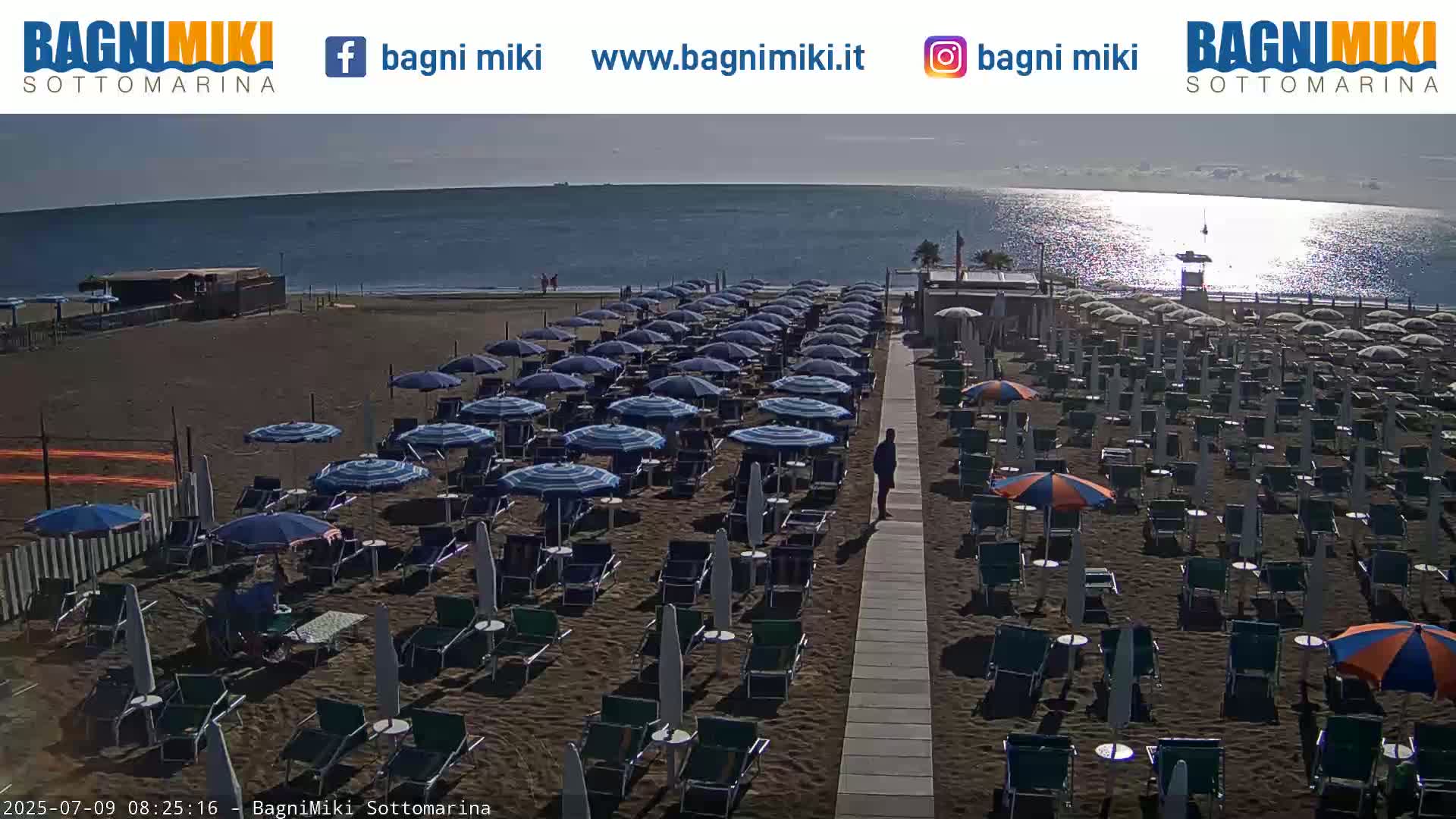 Venezia Sottomarina Miki Beach East View Live Cam - Venice, Veneto, Italy