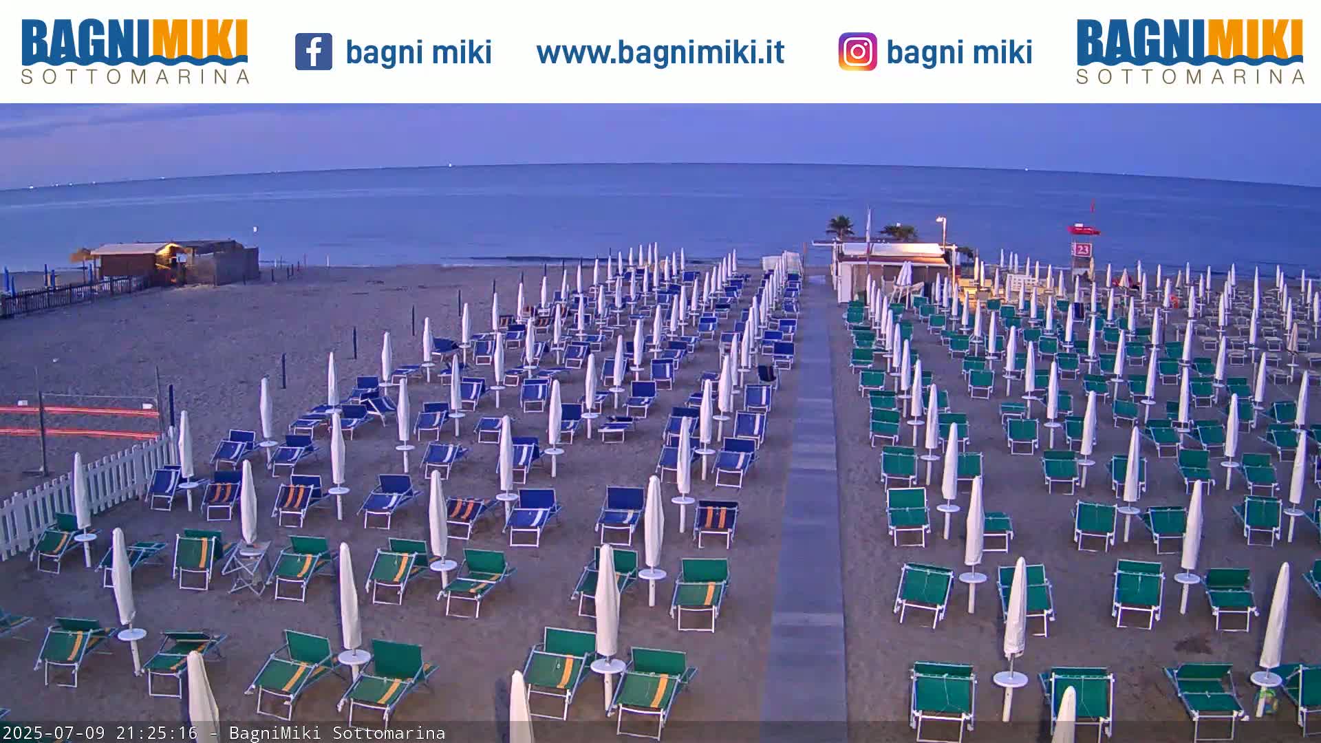 Venezia Sottomarina Miki Beach East View Live Cam - Venice, Veneto, Italy