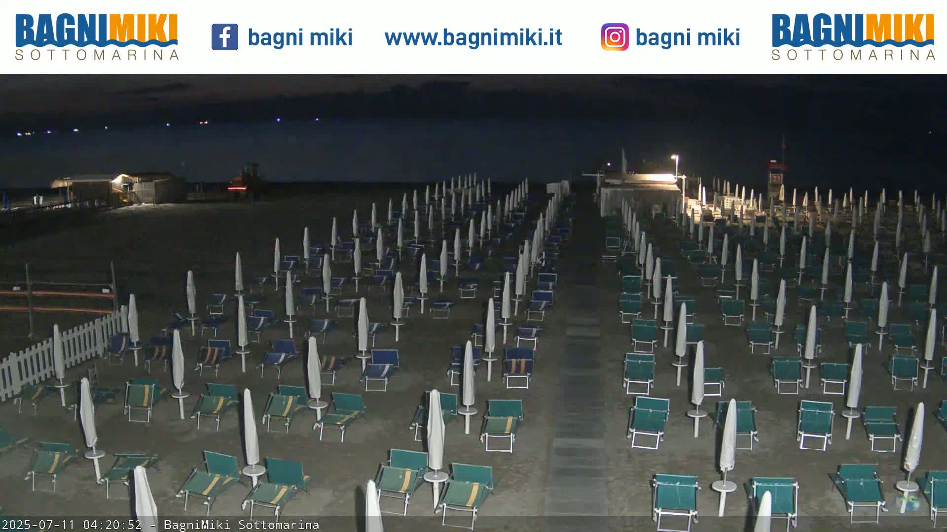 Venezia Sottomarina Miki Beach East View Live Cam - Venice, Veneto, Italy