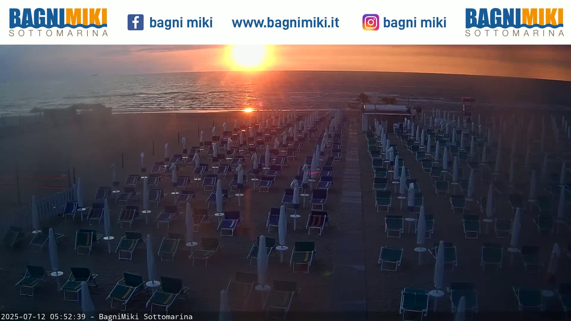 Venezia Sottomarina Miki Beach East View Live Cam - Venice, Veneto, Italy