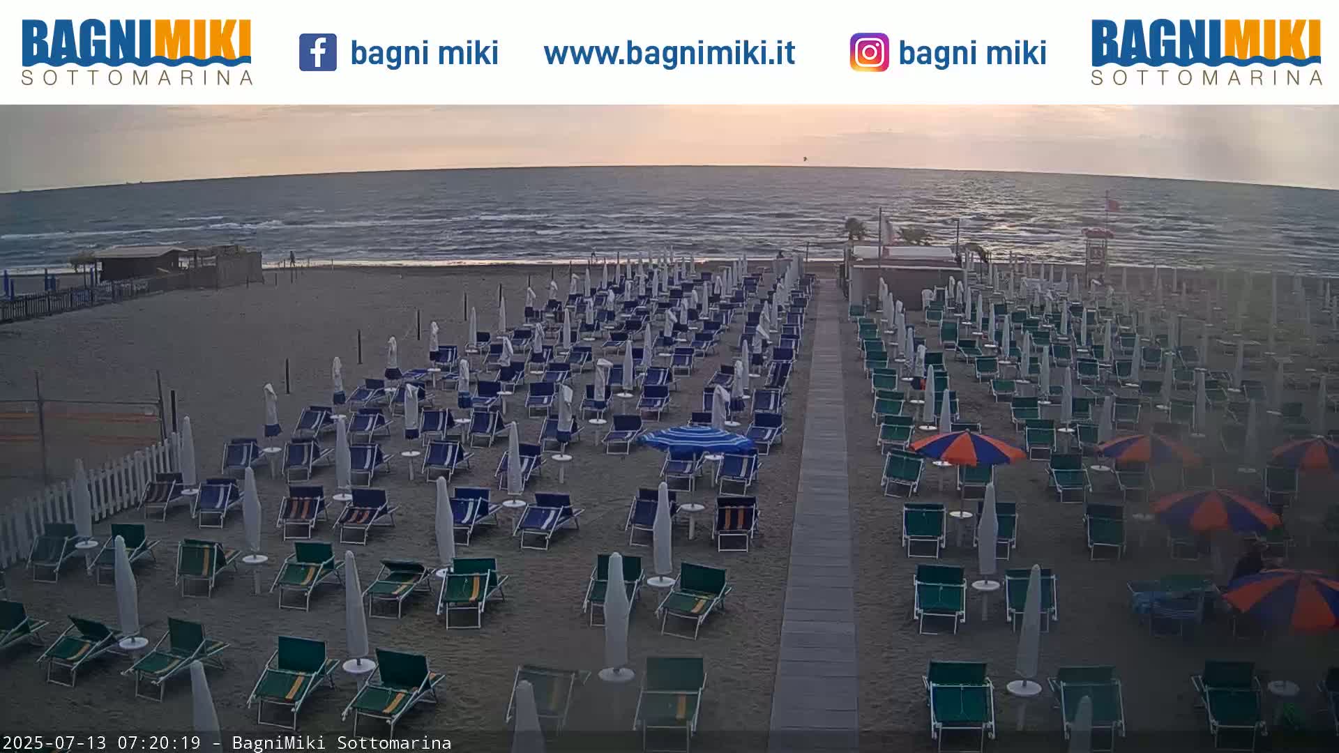 Venezia Sottomarina Miki Beach East View Live Cam - Venice, Veneto, Italy