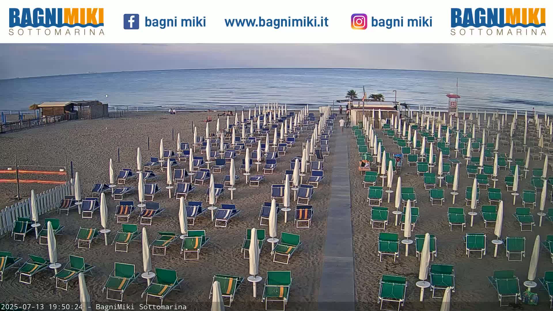 Venezia Sottomarina Miki Beach East View Live Cam - Venice, Veneto, Italy