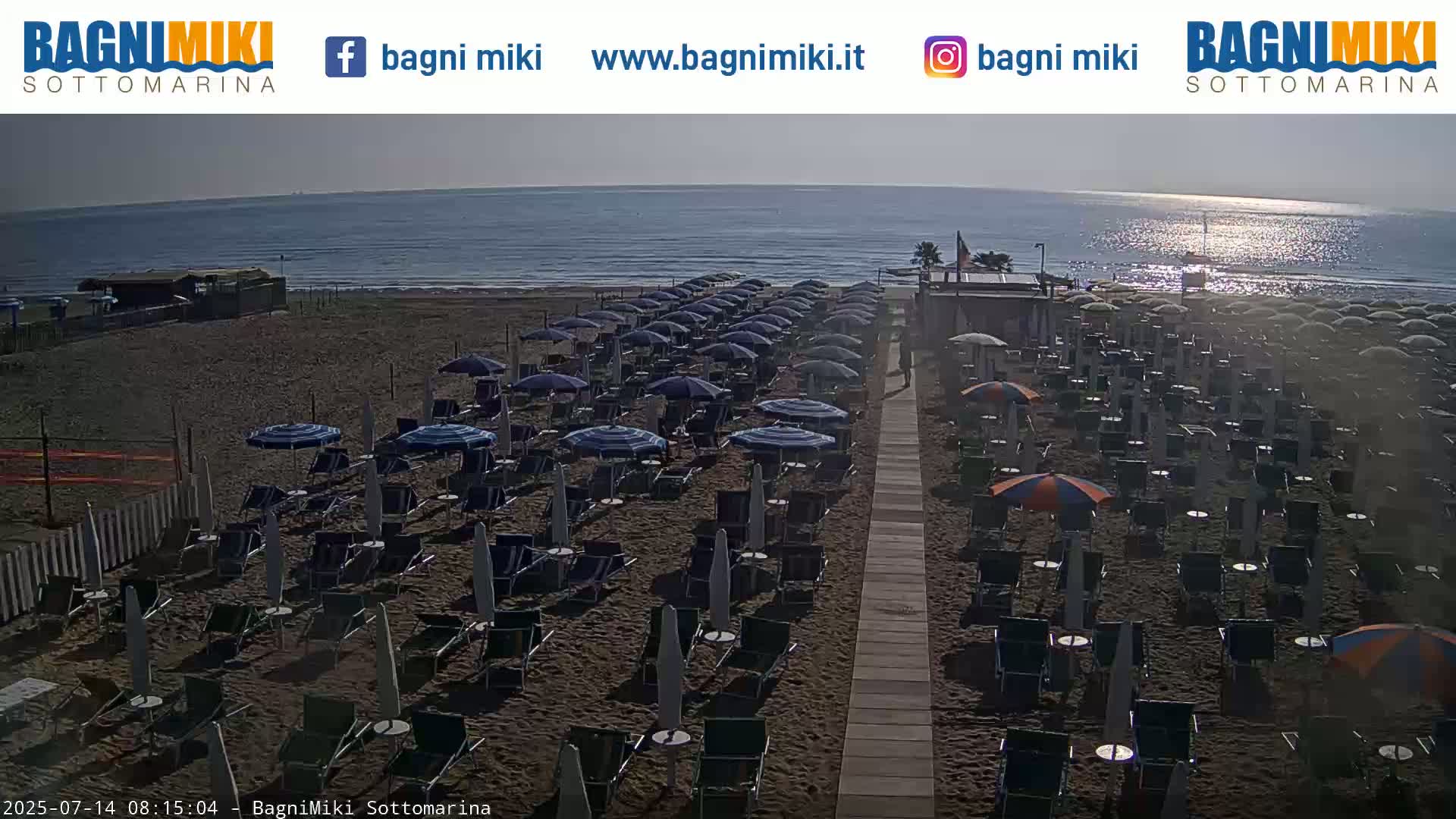 Venezia Sottomarina Miki Beach East View Live Cam - Venice, Veneto, Italy