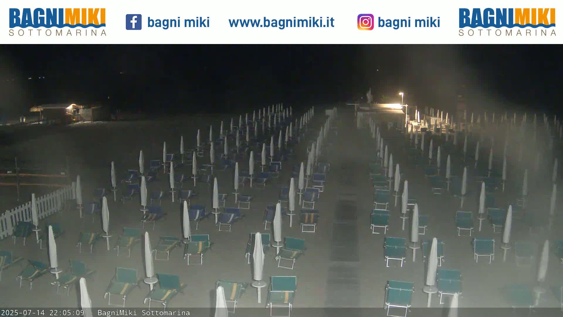 Venezia Sottomarina Miki Beach East View Live Cam - Venice, Veneto, Italy