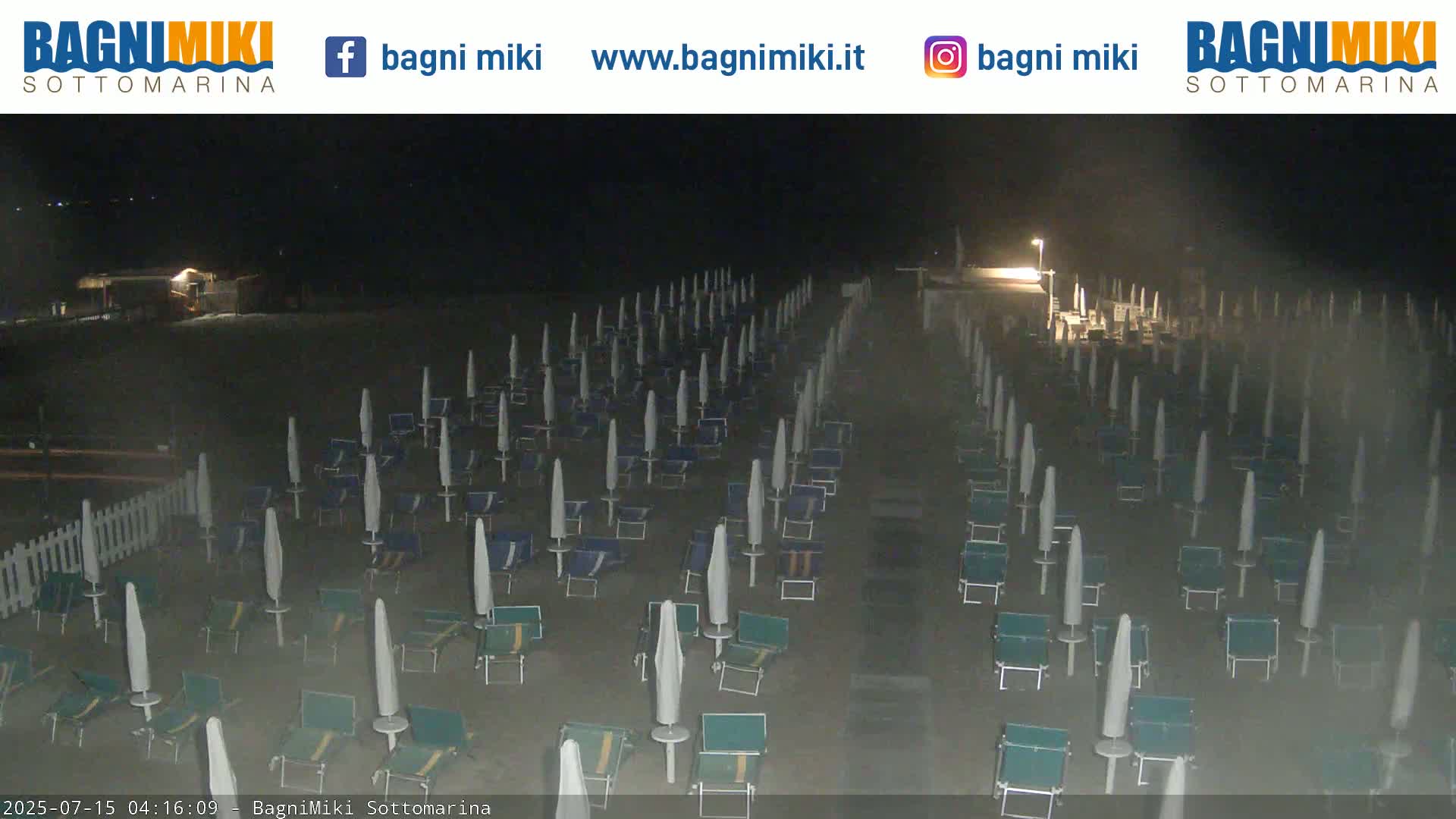 Venezia Sottomarina Miki Beach East View Live Cam - Venice, Veneto, Italy