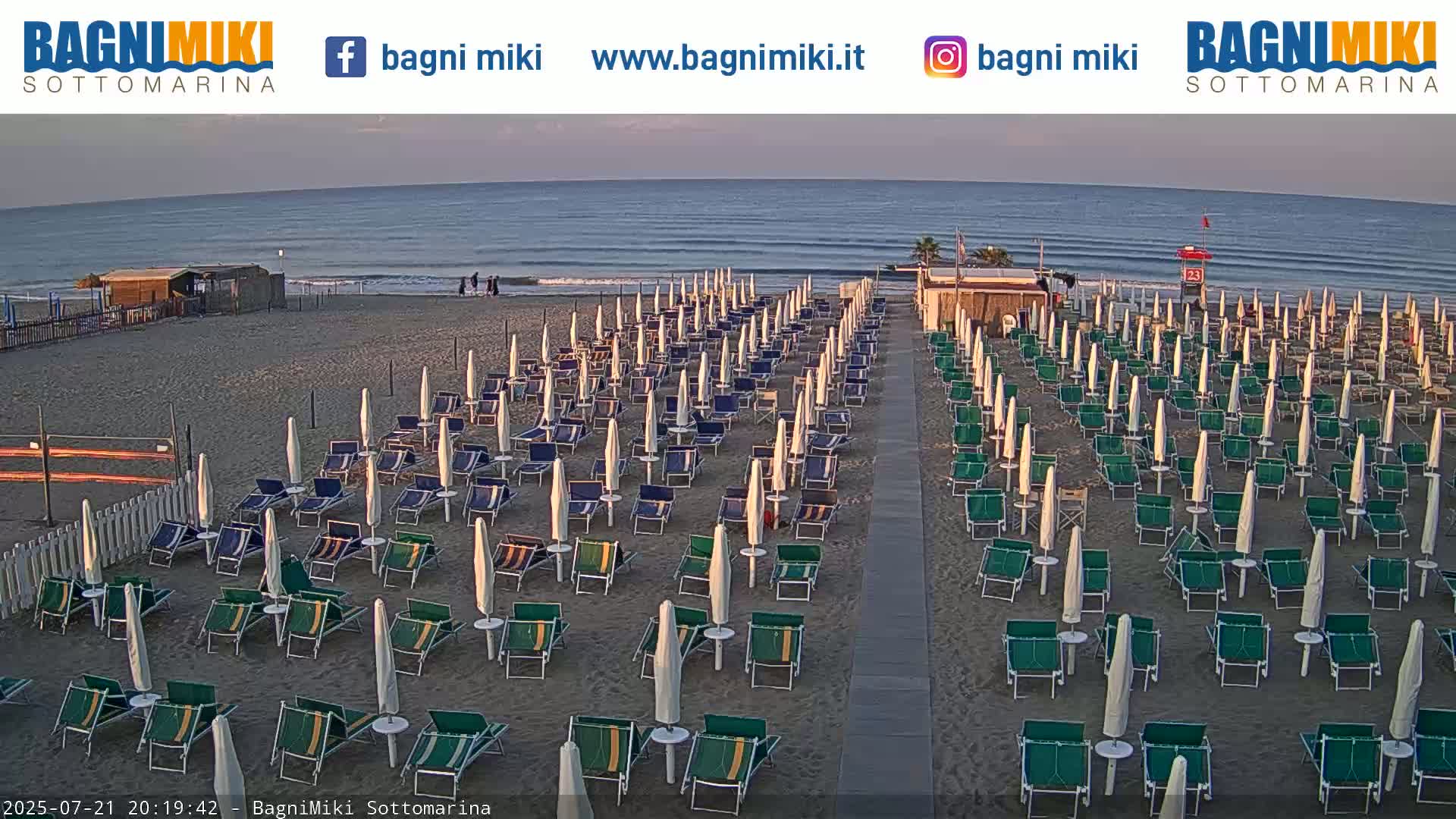 Venezia Sottomarina Miki Beach East View Live Cam - Venice, Veneto, Italy