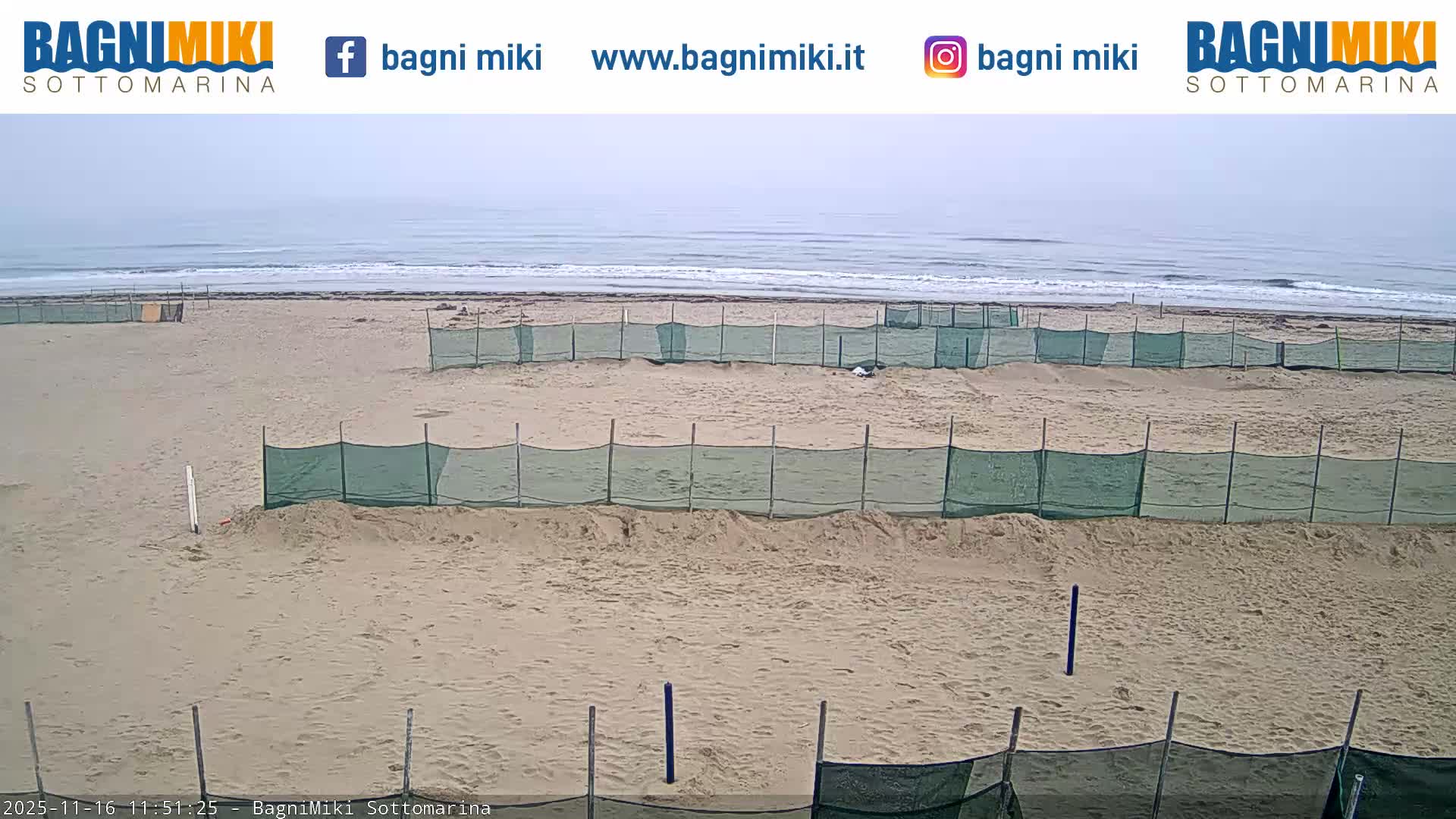 Venezia Sottomarina Miki Beach East View Live Cam - Venice, Veneto, Italy