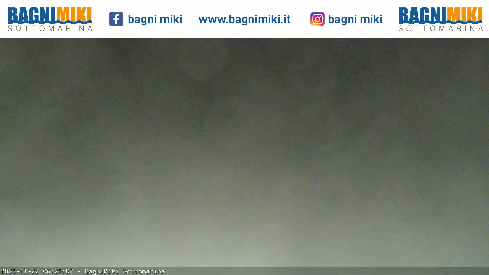 Venezia Sottomarina Miki Beach East View Live Cam - Venice, Veneto, Italy