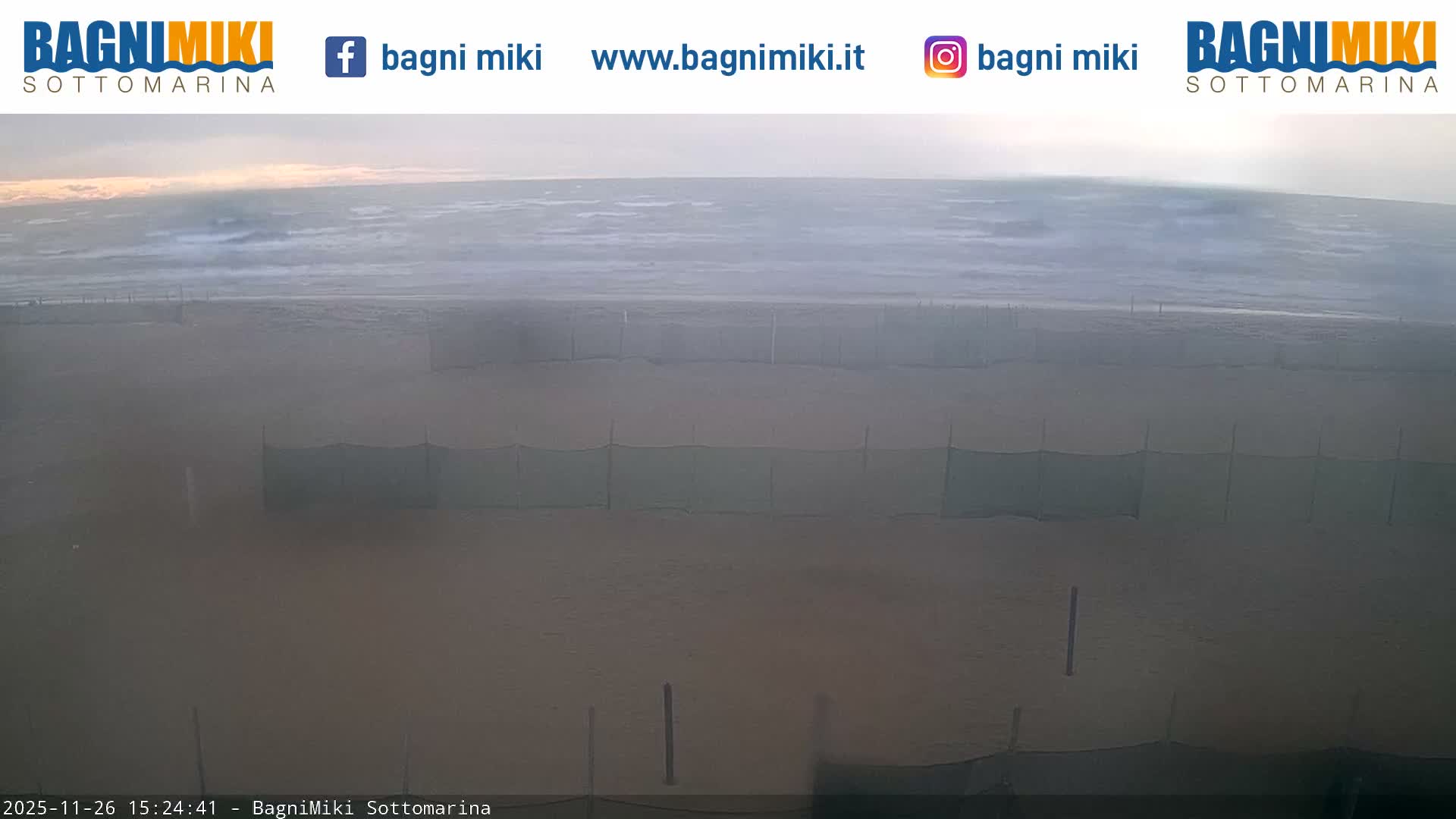 Venezia Sottomarina Miki Beach East View Live Cam - Venice, Veneto, Italy