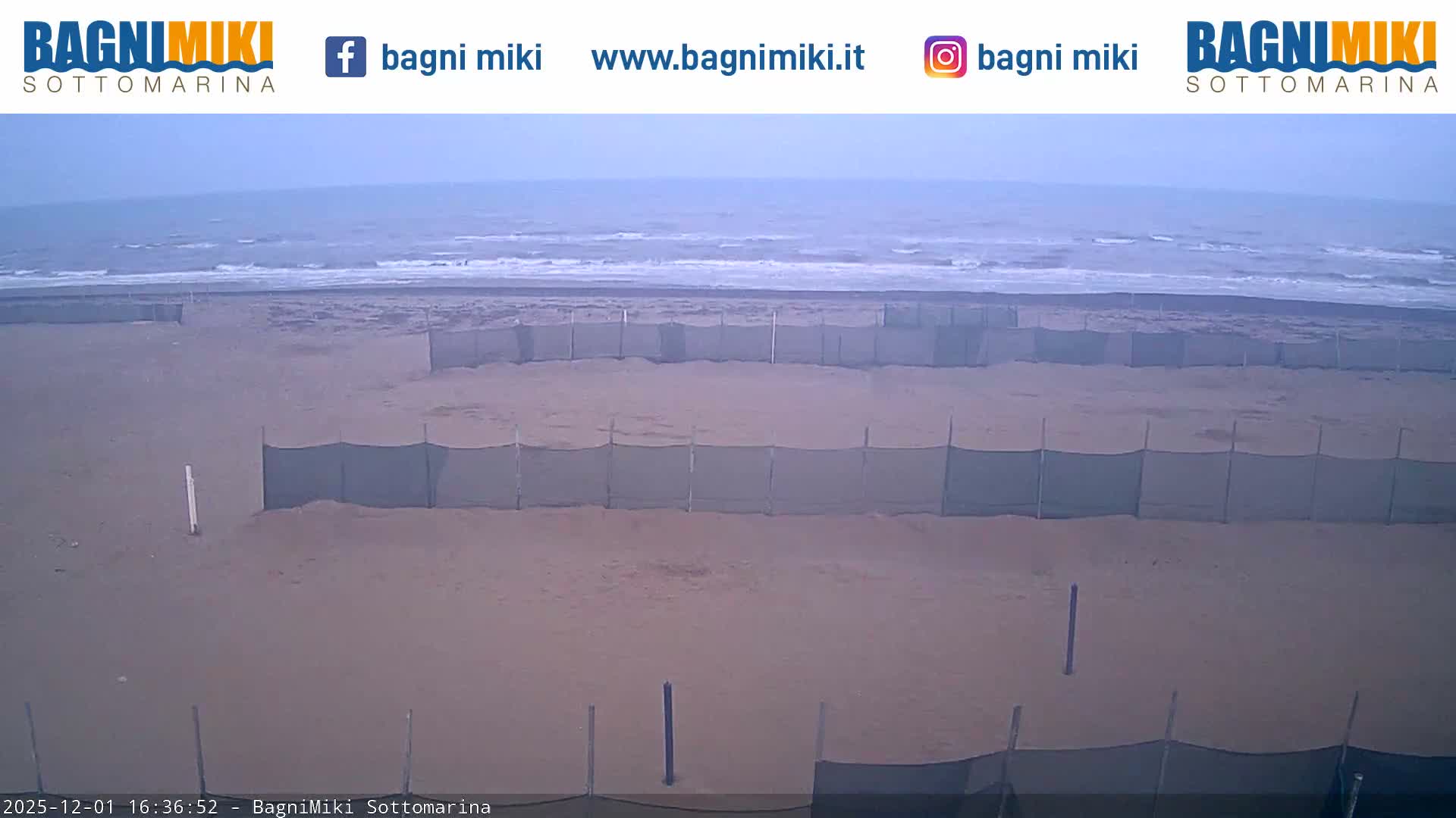 Venezia Sottomarina Miki Beach East View Live Cam - Venice, Veneto, Italy