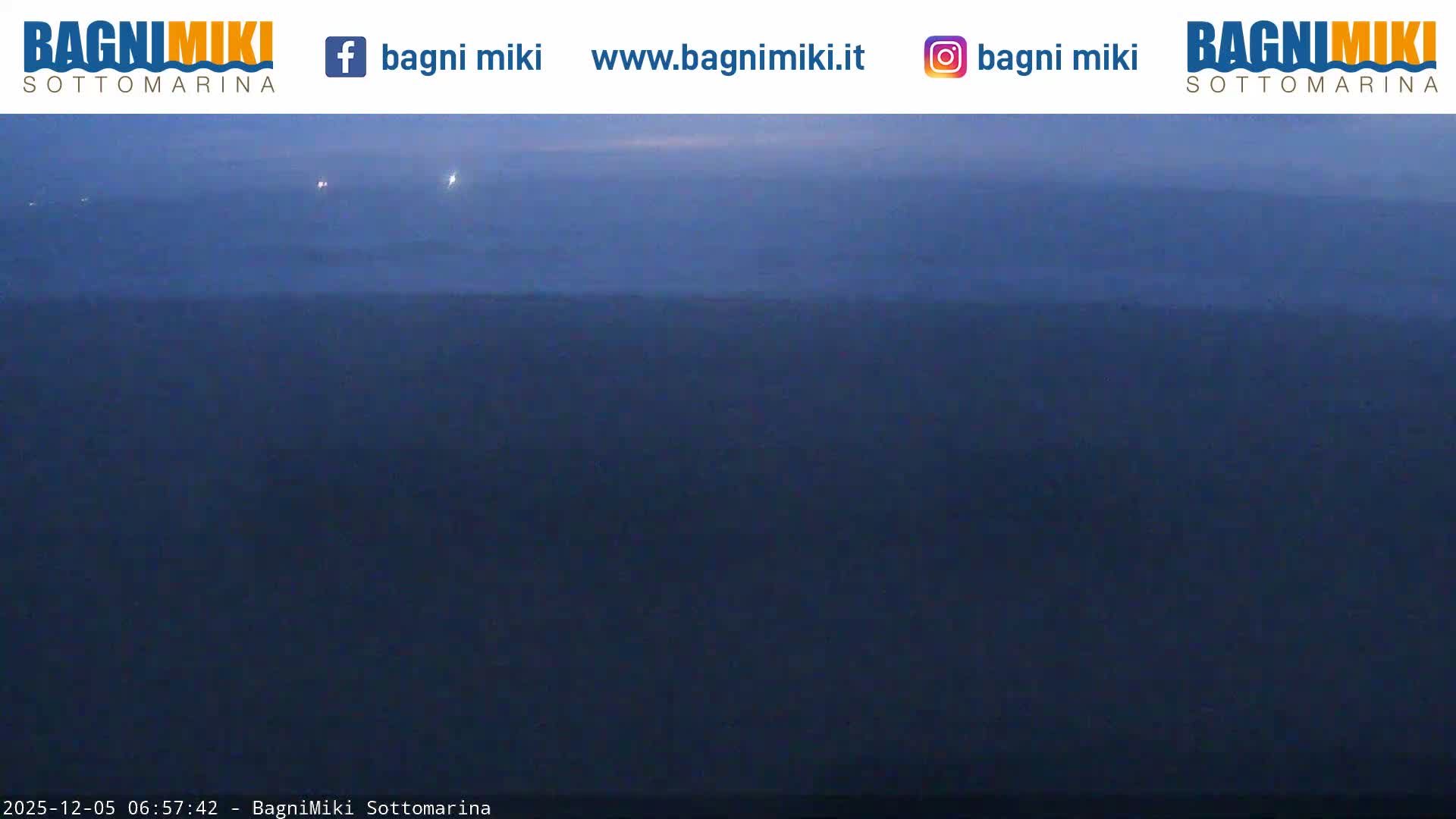 Venezia Sottomarina Miki Beach East View Live Cam - Venice, Veneto, Italy