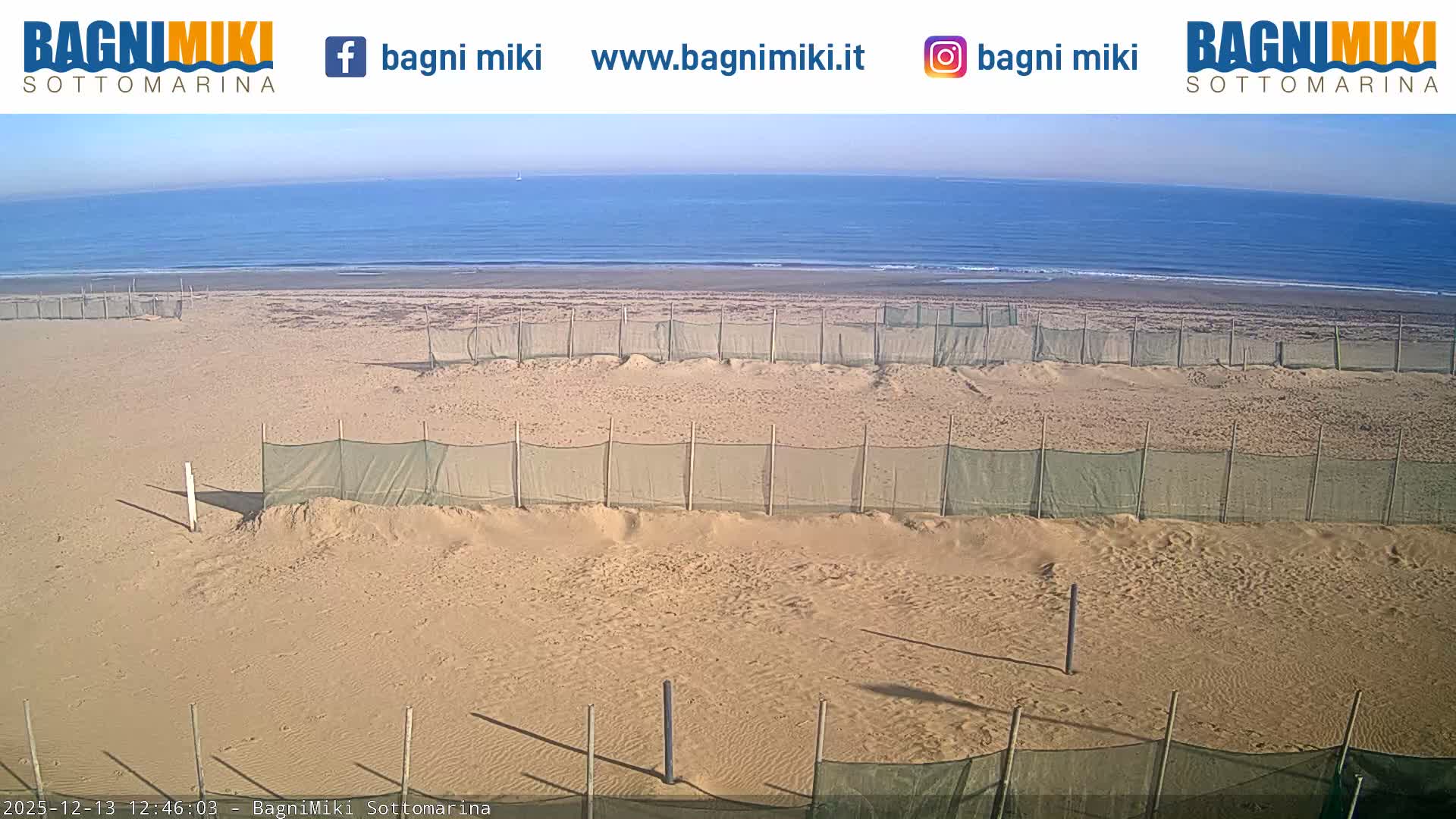 Venezia Sottomarina Miki Beach East View Live Cam - Venice, Veneto, Italy