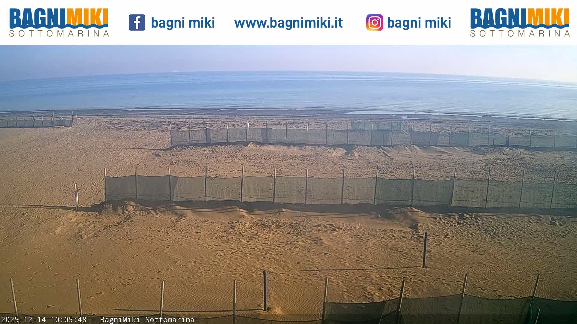 Venezia Sottomarina Miki Beach East View Live Cam - Venice, Veneto, Italy