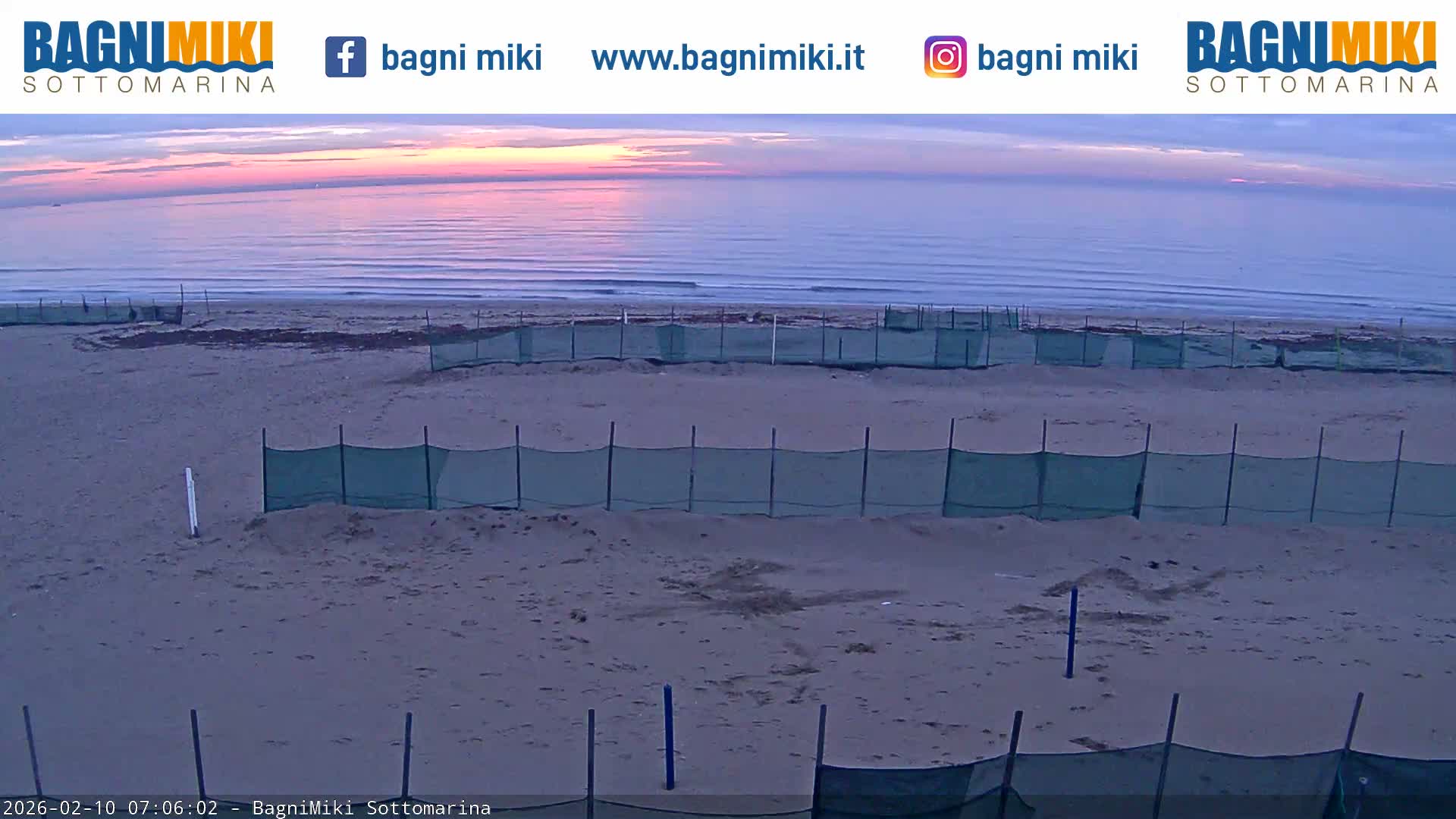 Venezia Sottomarina Miki Beach East View Live Cam - Venice, Veneto, Italy