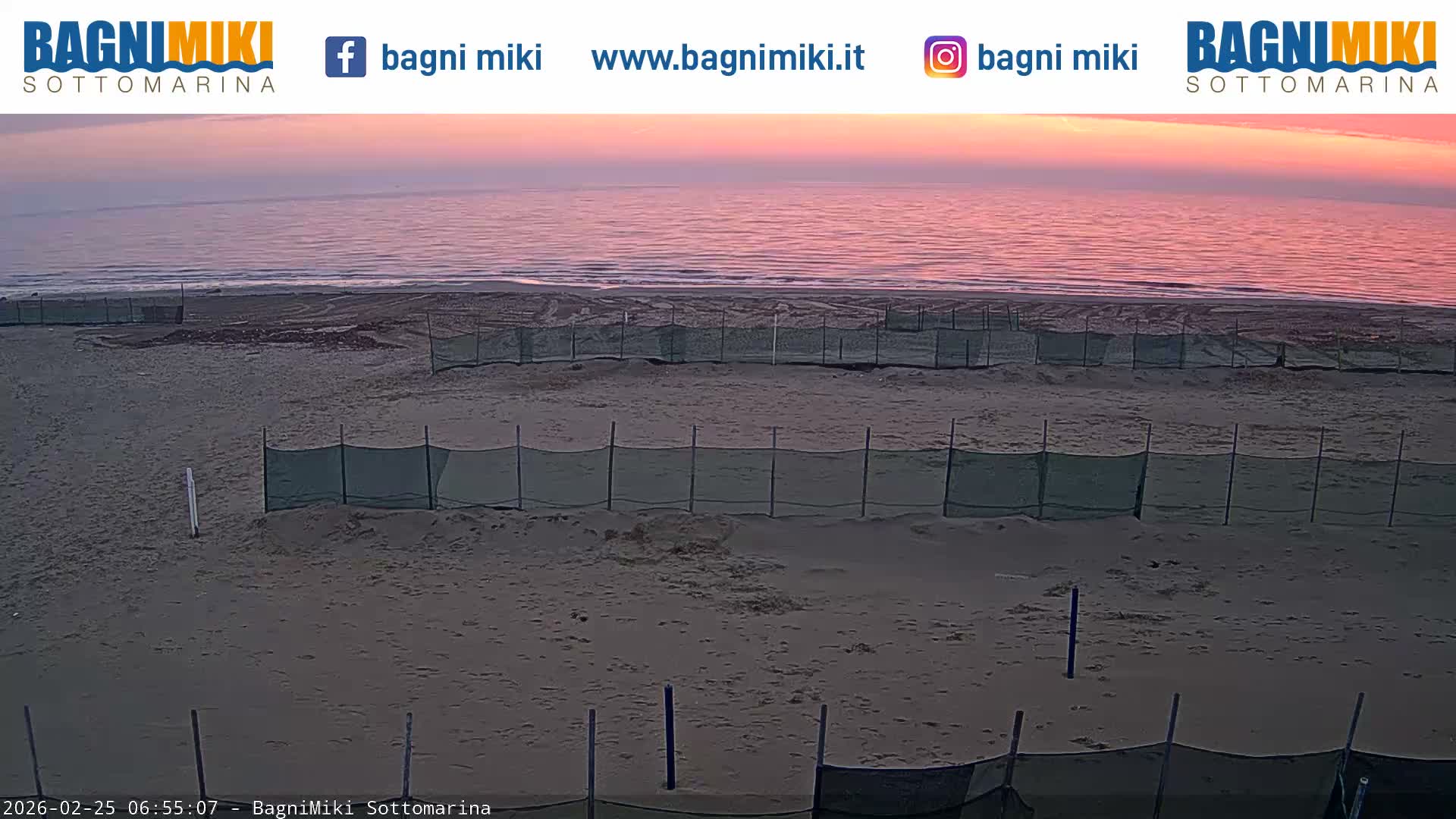 Venezia Sottomarina Miki Beach East View Live Cam - Venice, Veneto, Italy
